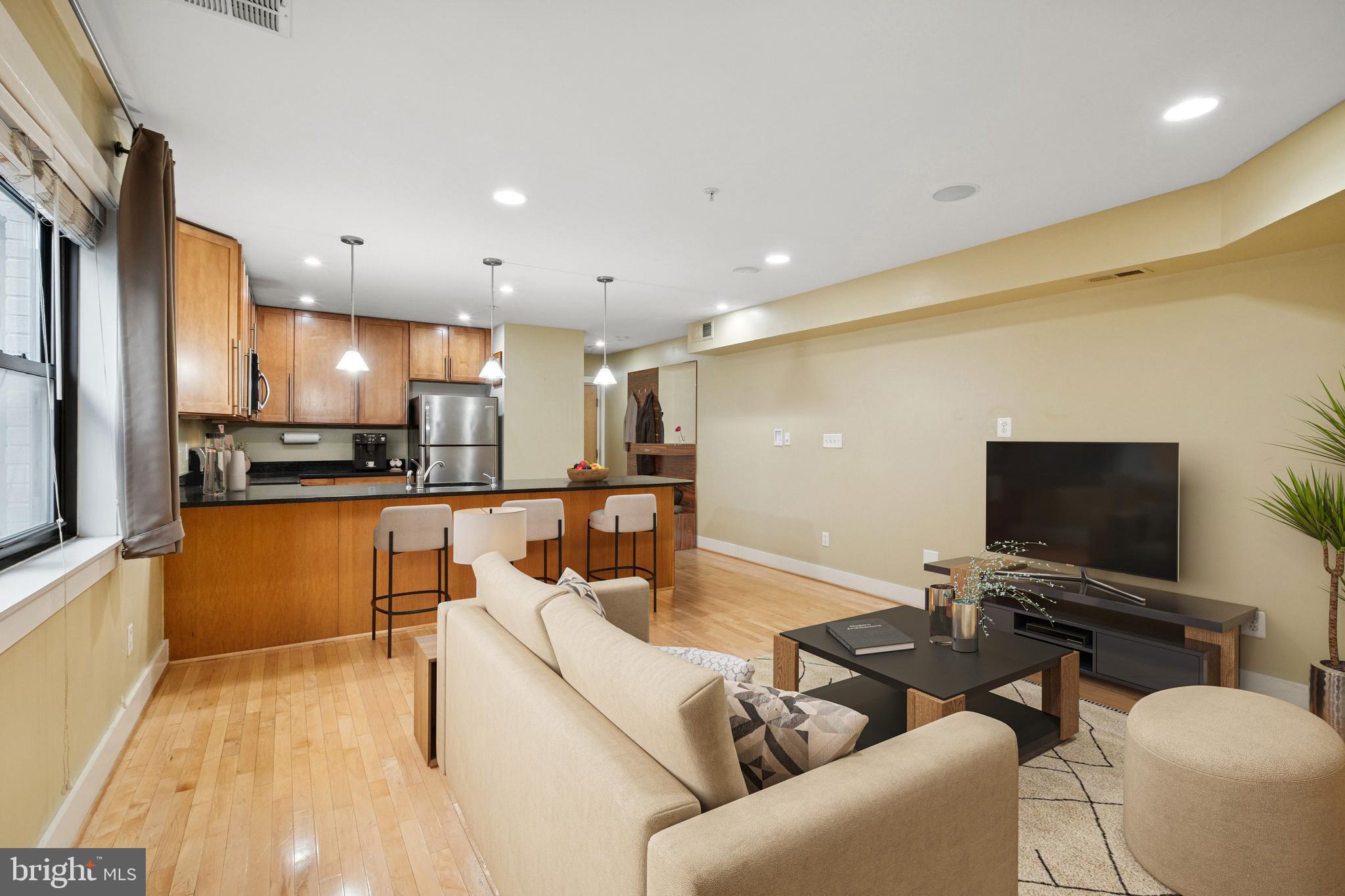 1323 K STREET SE 203