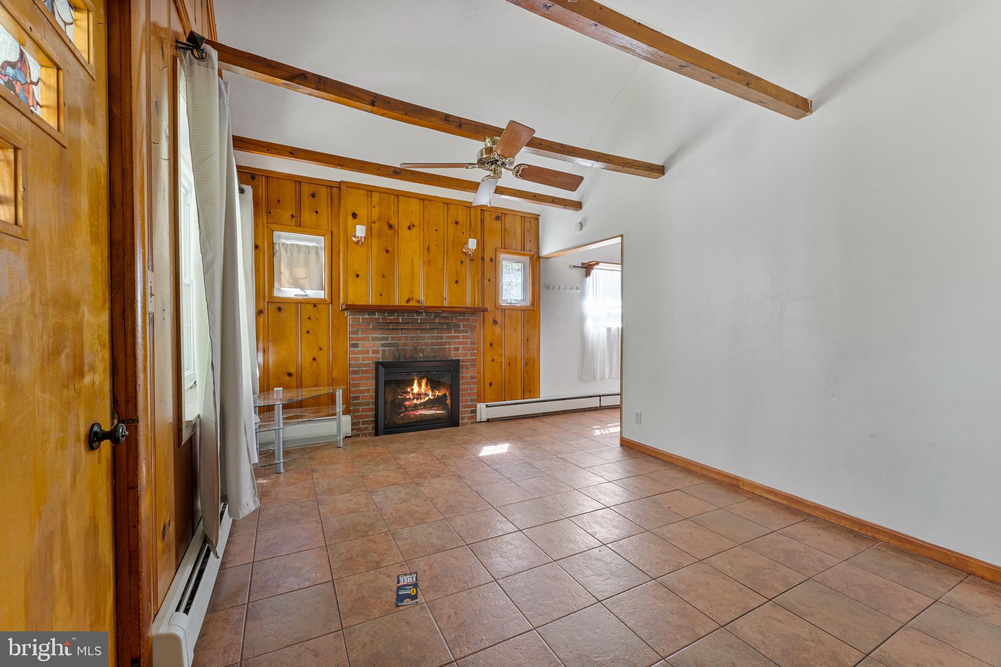 602 KNOLLWOOD ROAD