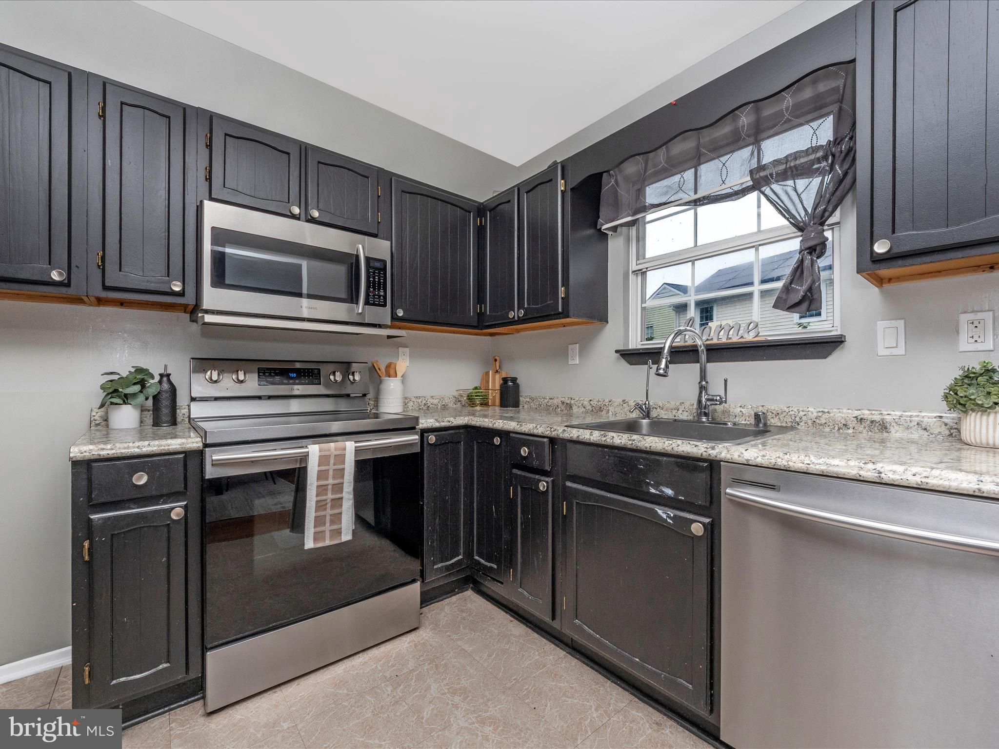 LOTTSFORD COMMUNITY - Residential