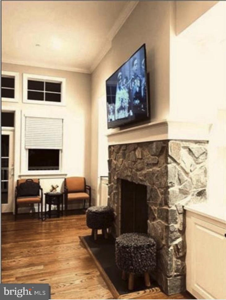 COCKEYSVILLE - Residential Lease