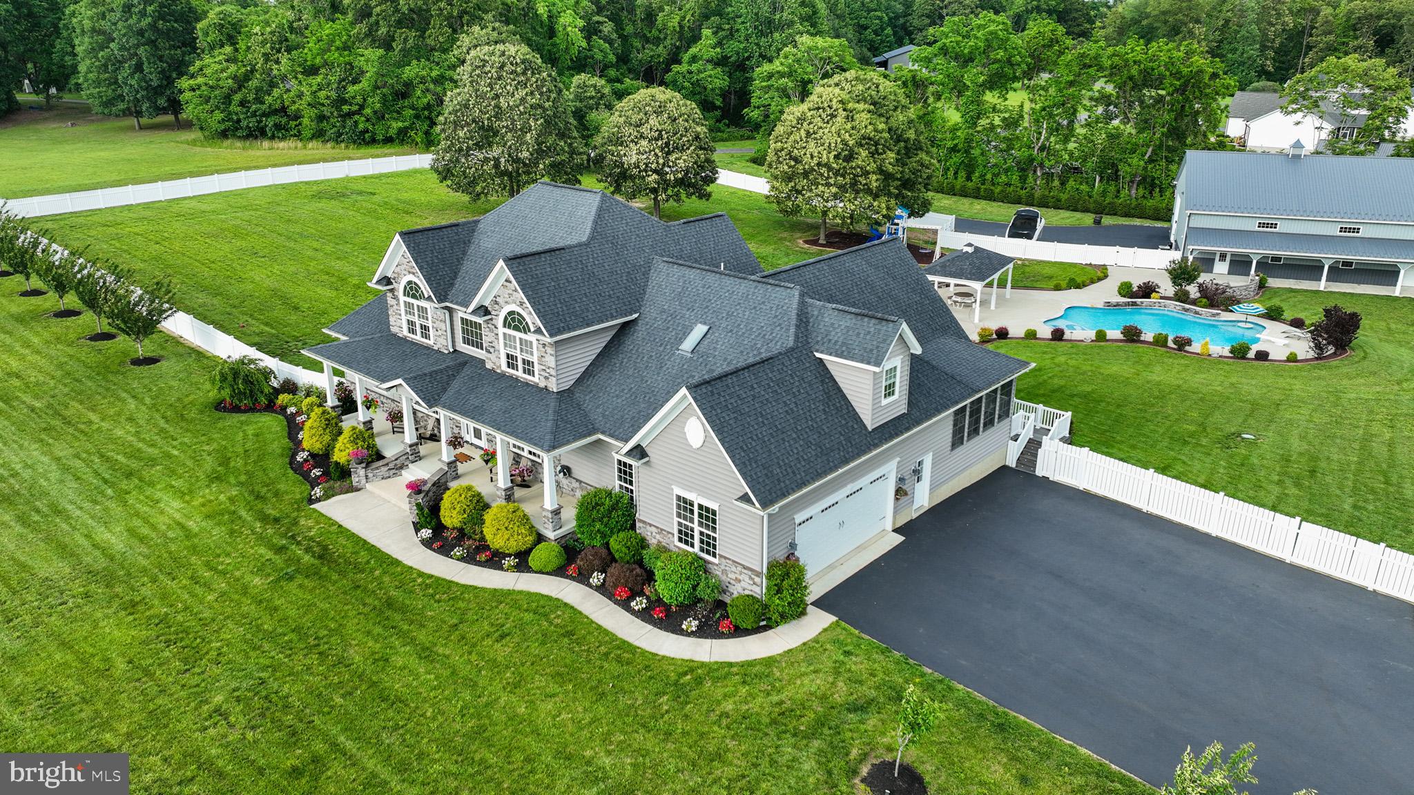 MATAPEAKE - Residential