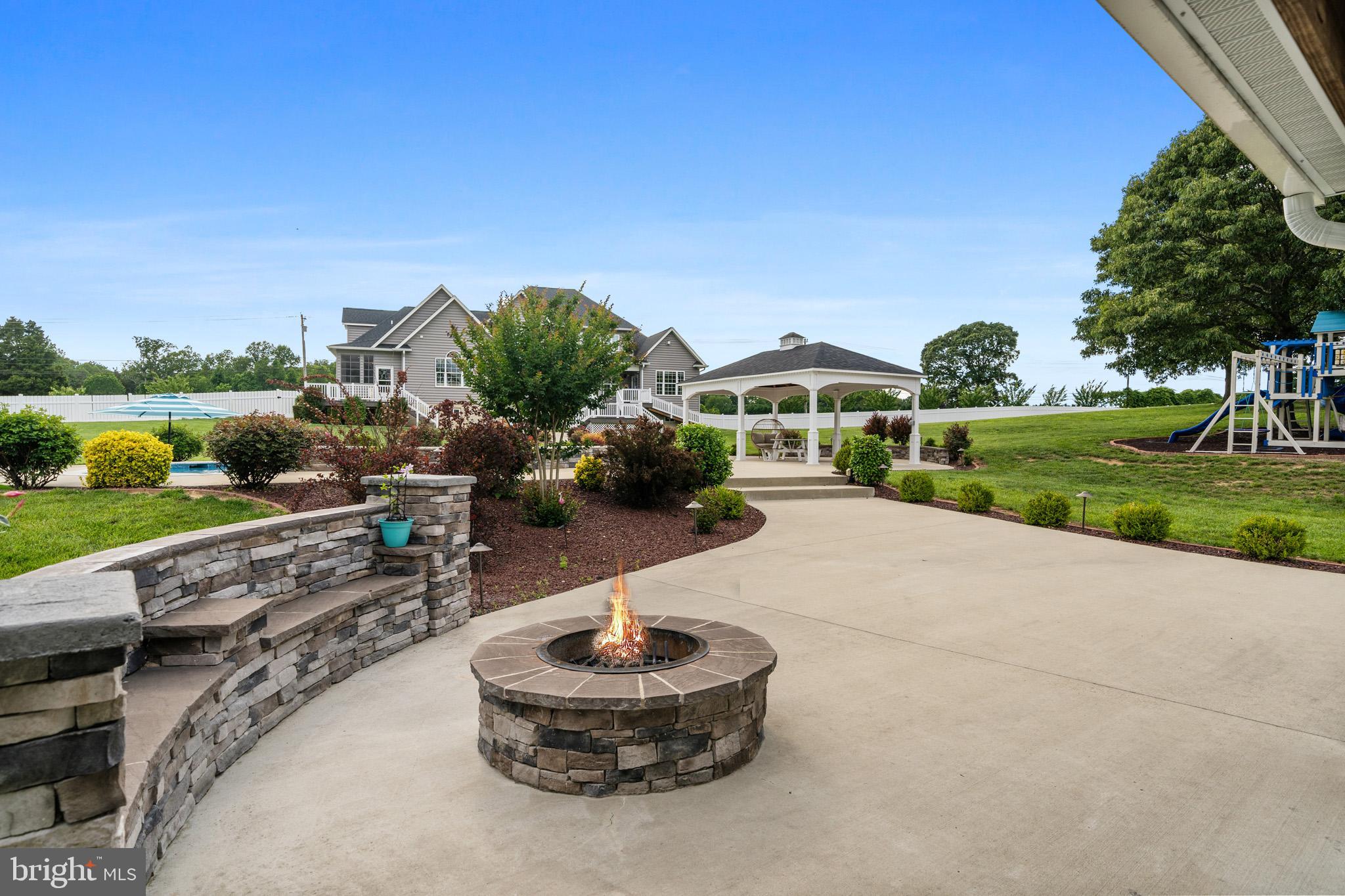 MATAPEAKE - Residential