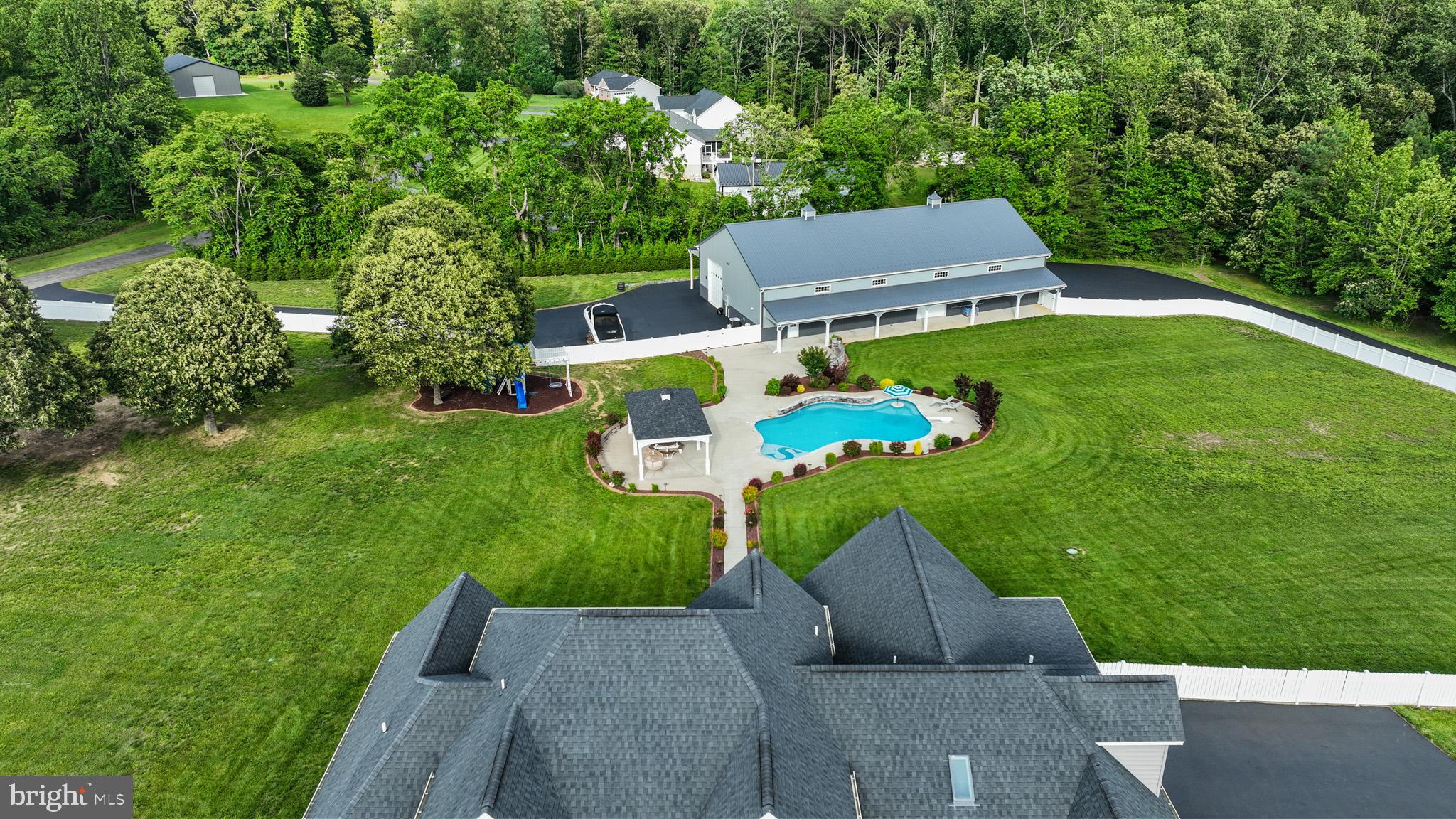 MATAPEAKE - Residential