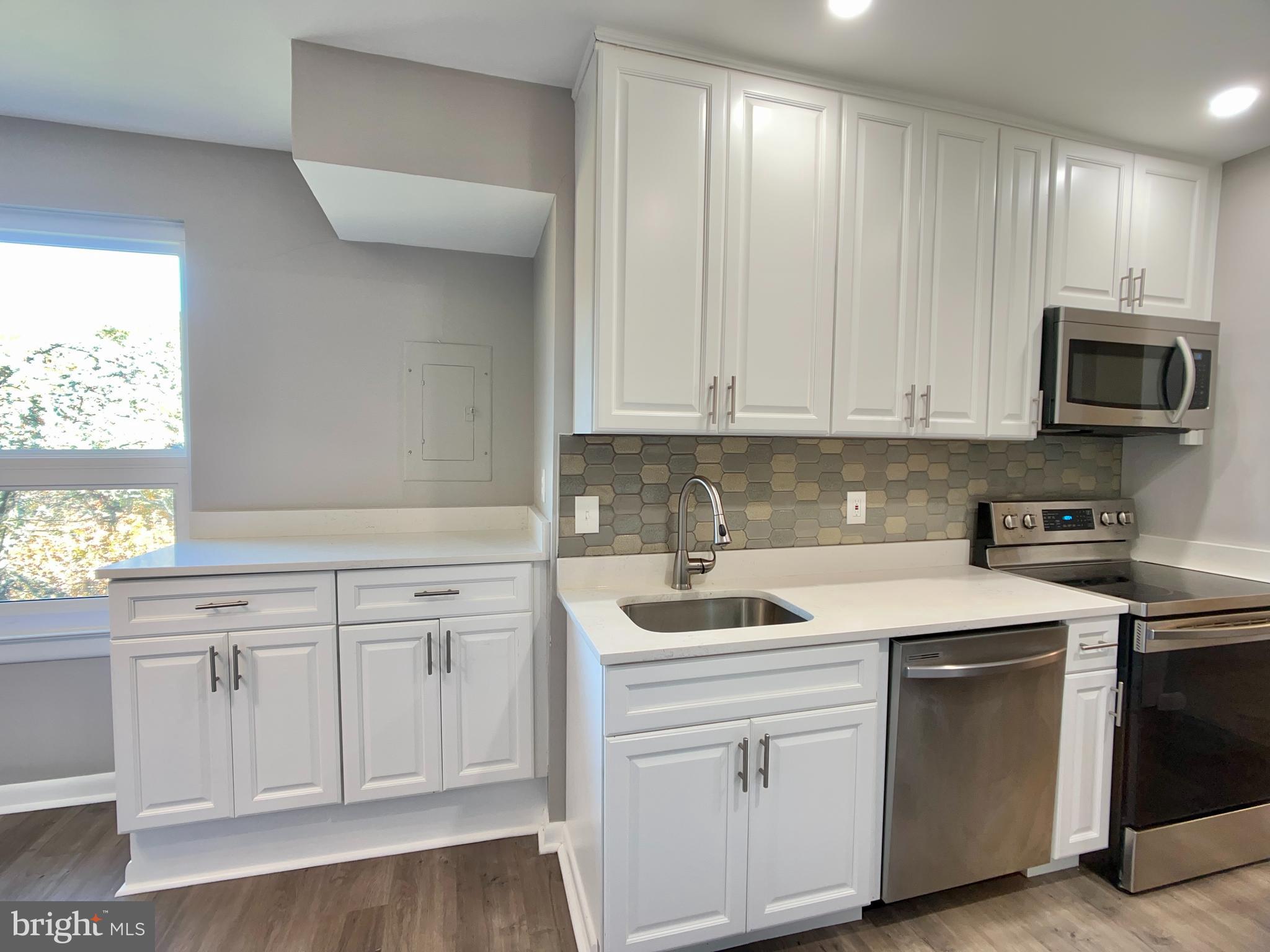 GREENBRIAR CONDO PHASE III - Residential Lease