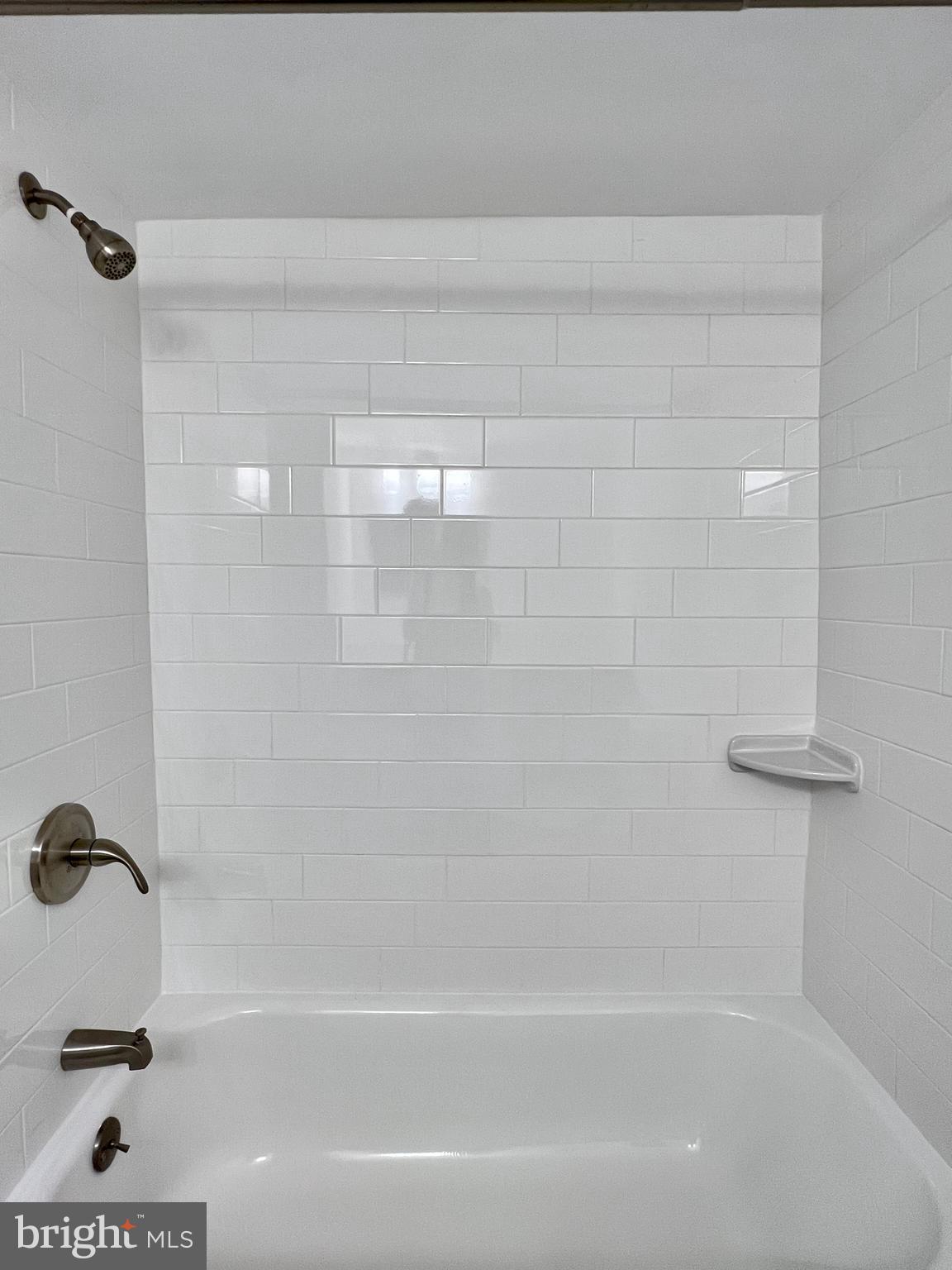 GREENBRIAR CONDO PHASE III - Residential Lease