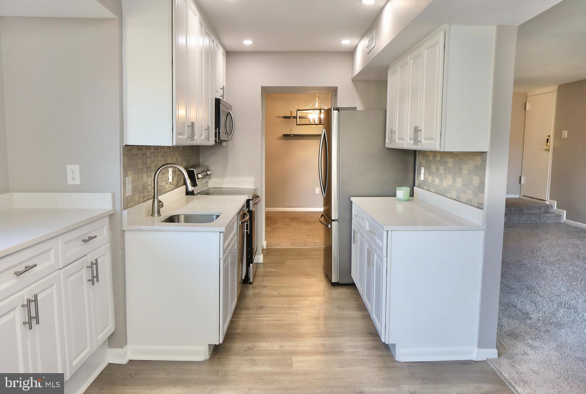 GREENBRIAR CONDO PHASE III - Residential Lease