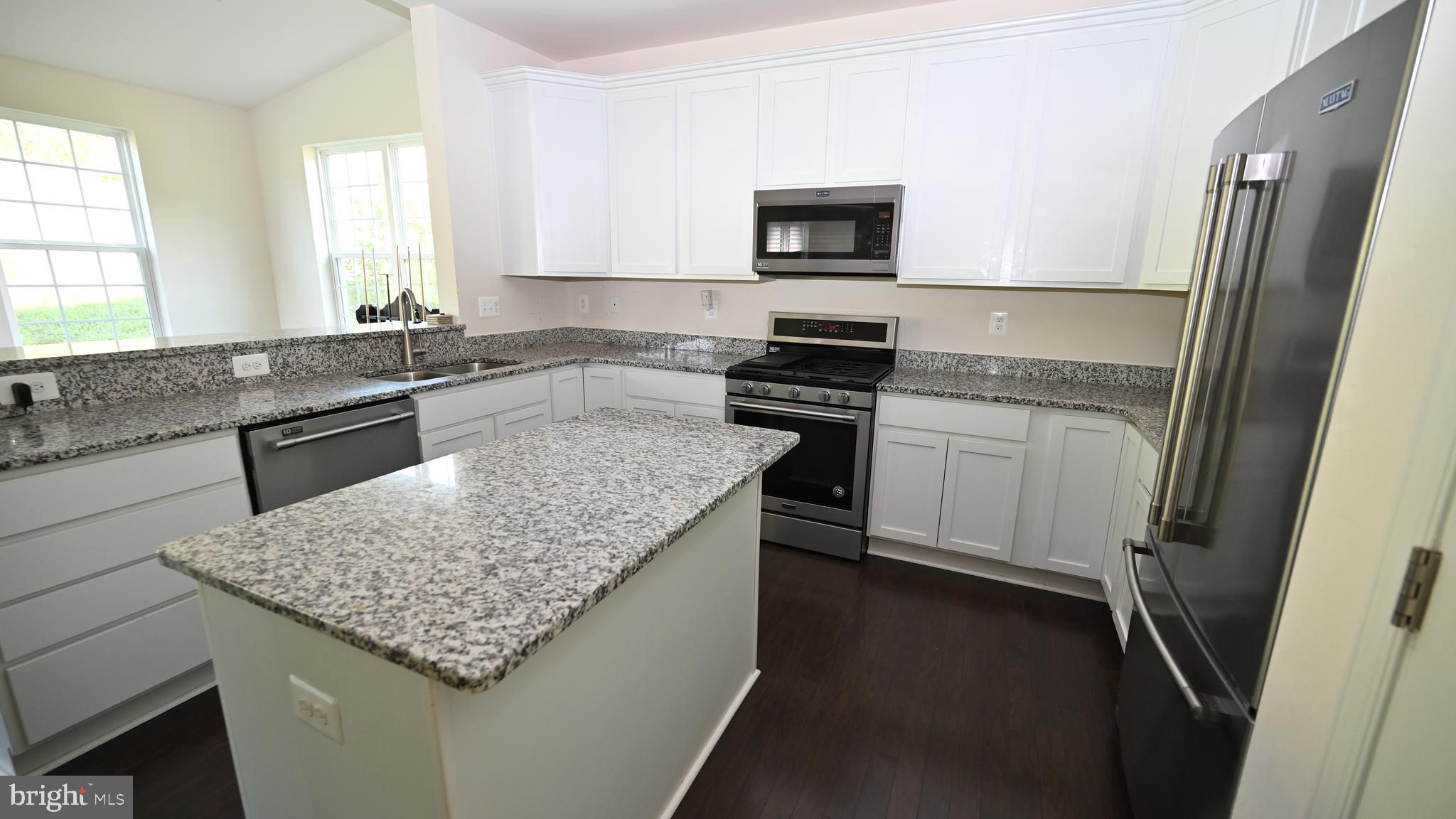 2978 KNIGHT COURT - Photo 3