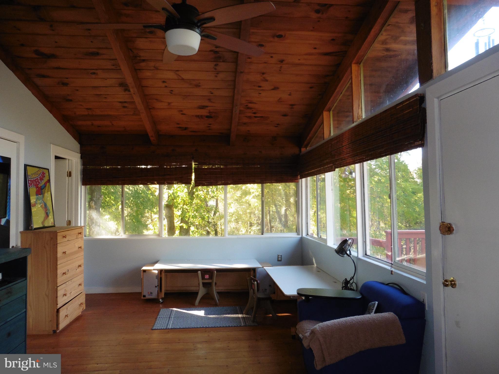 KEYES FERRY ACRES - Residential