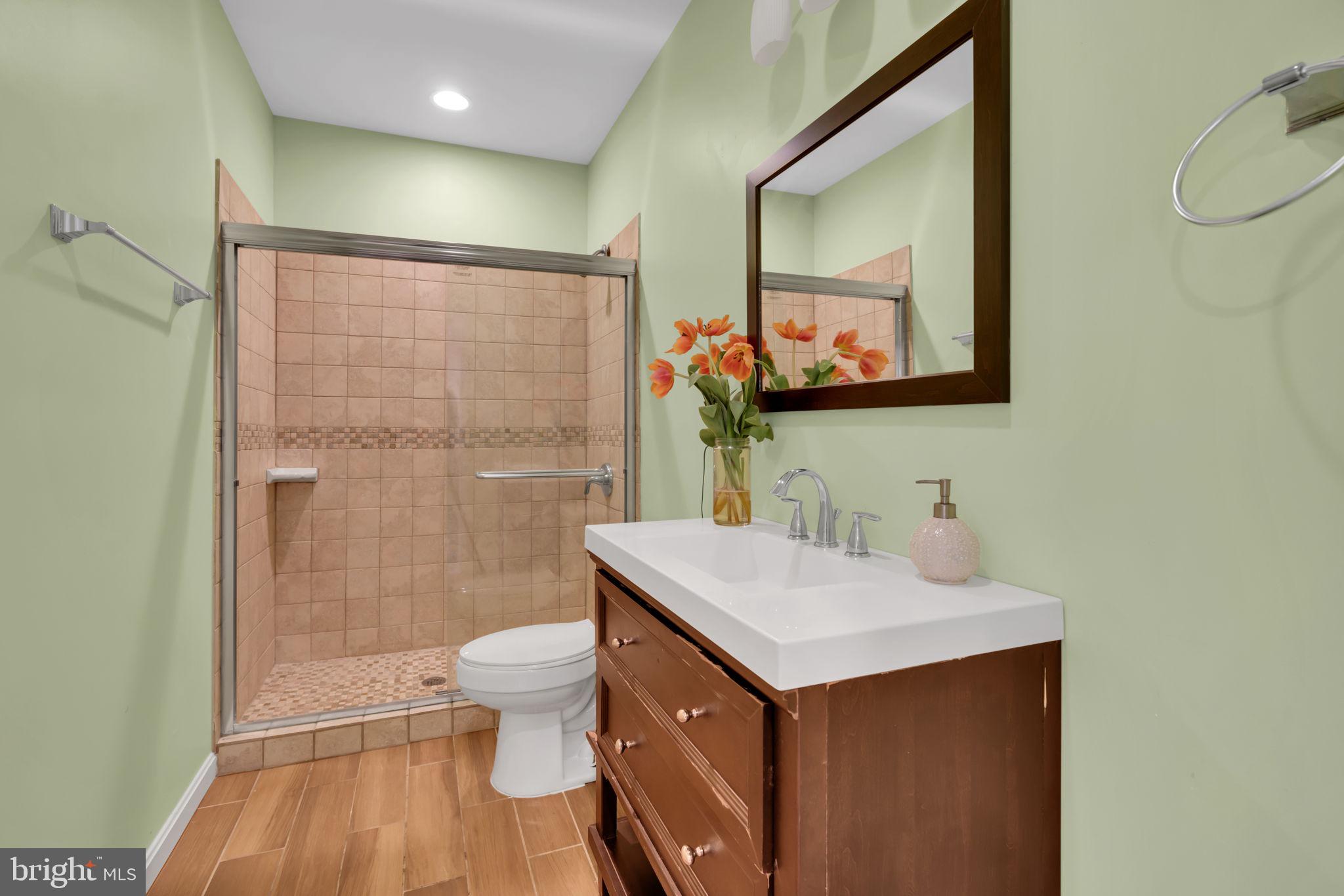 PORT POTOMAC - Residential