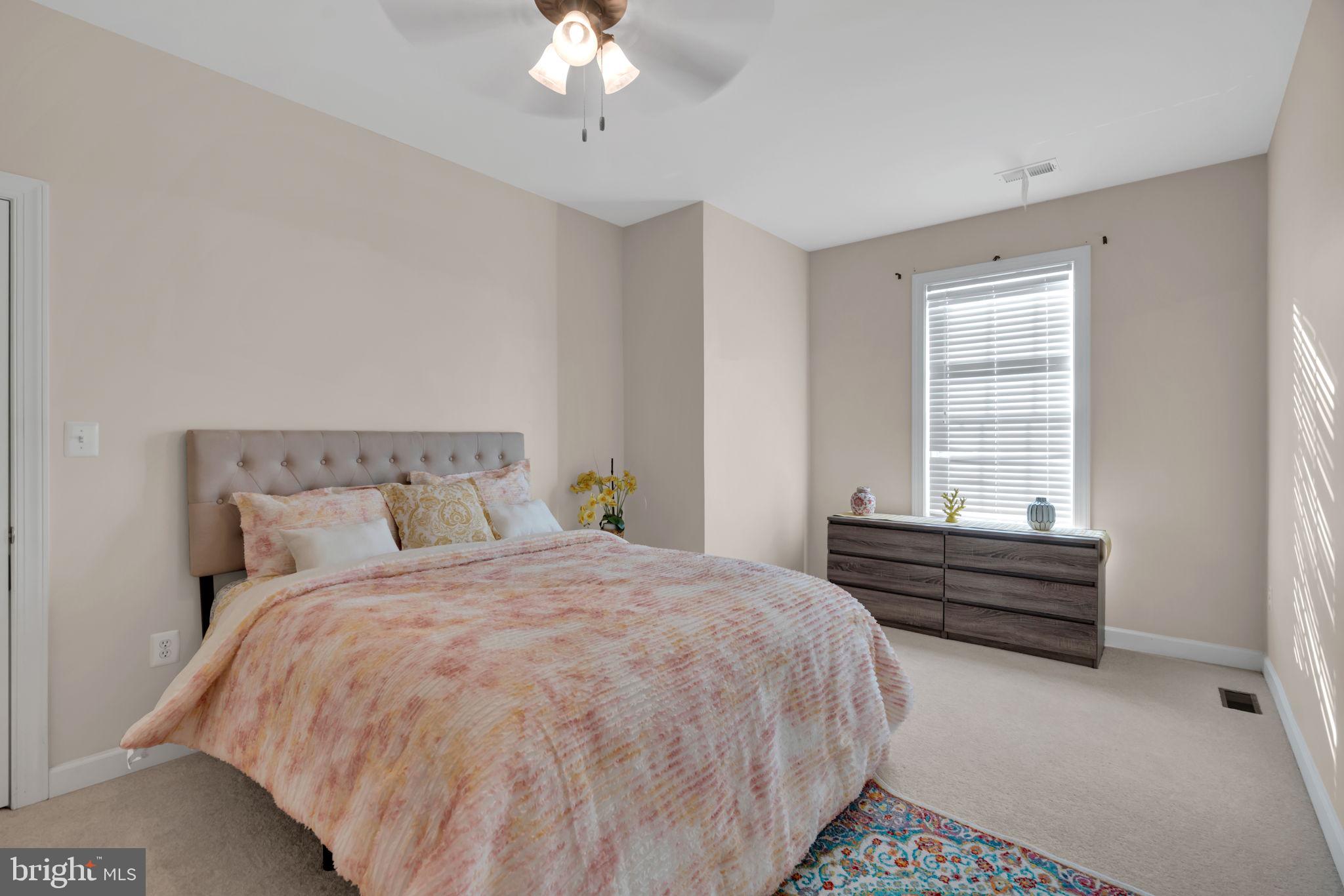 PORT POTOMAC - Residential