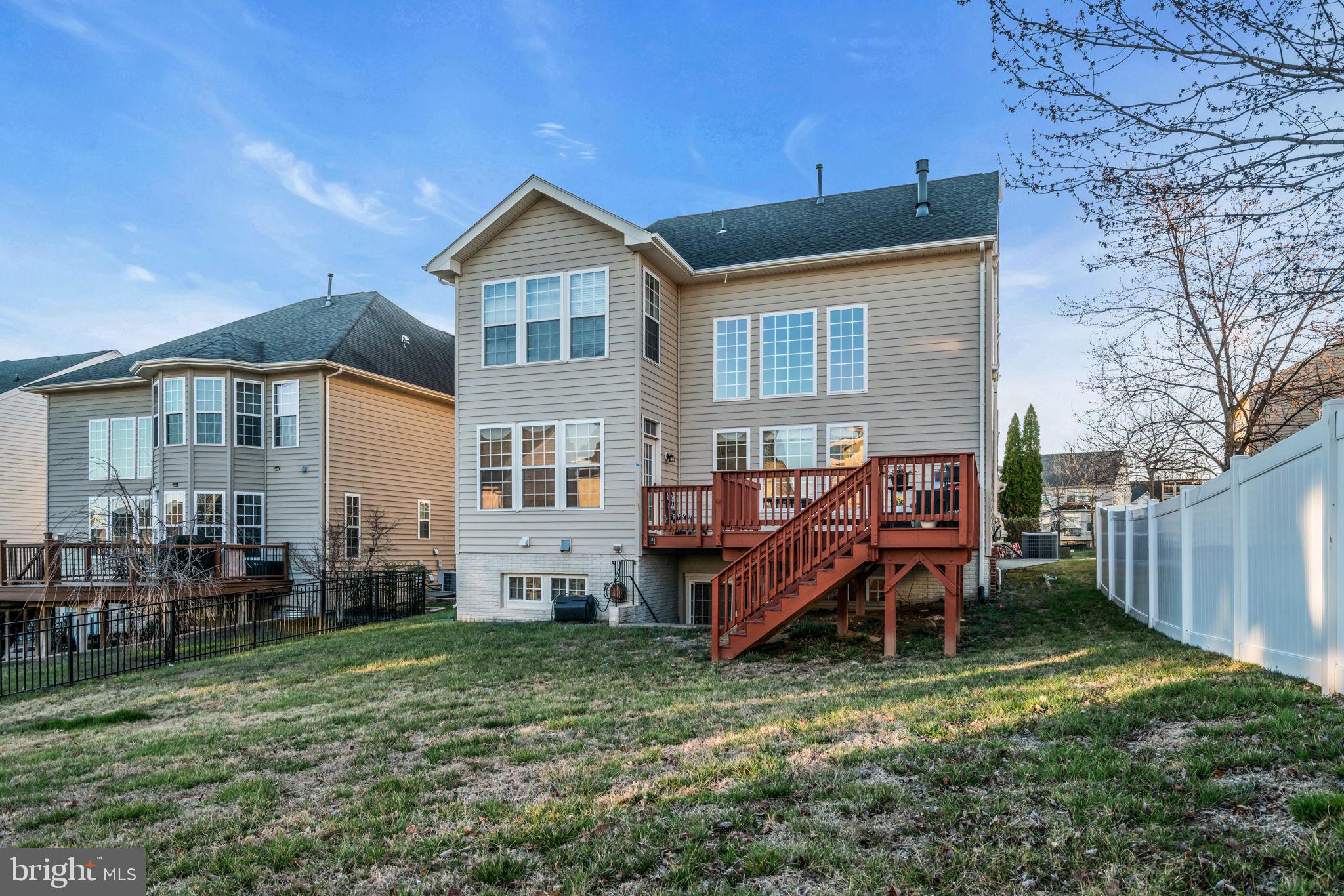 PORT POTOMAC - Residential