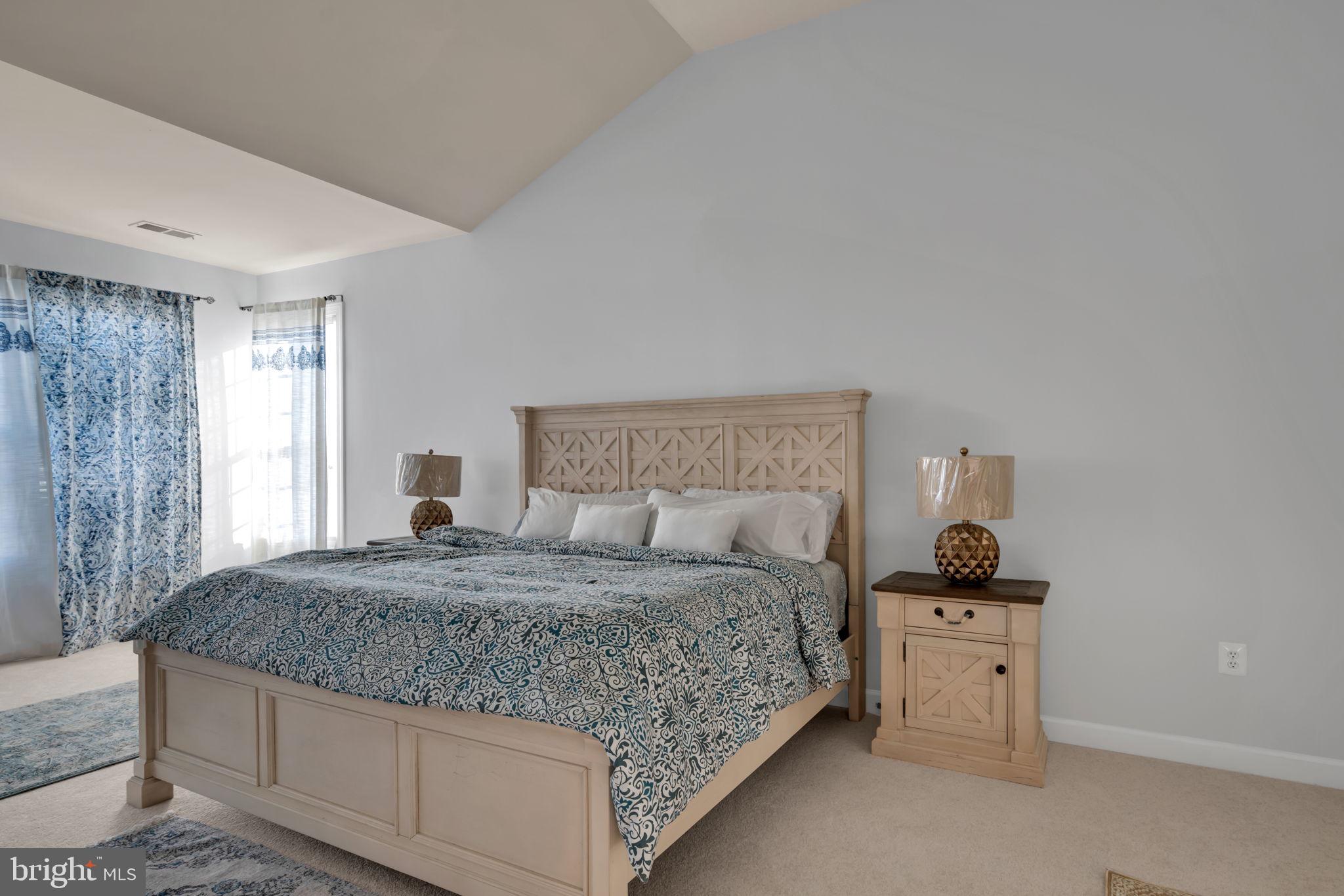 PORT POTOMAC - Residential