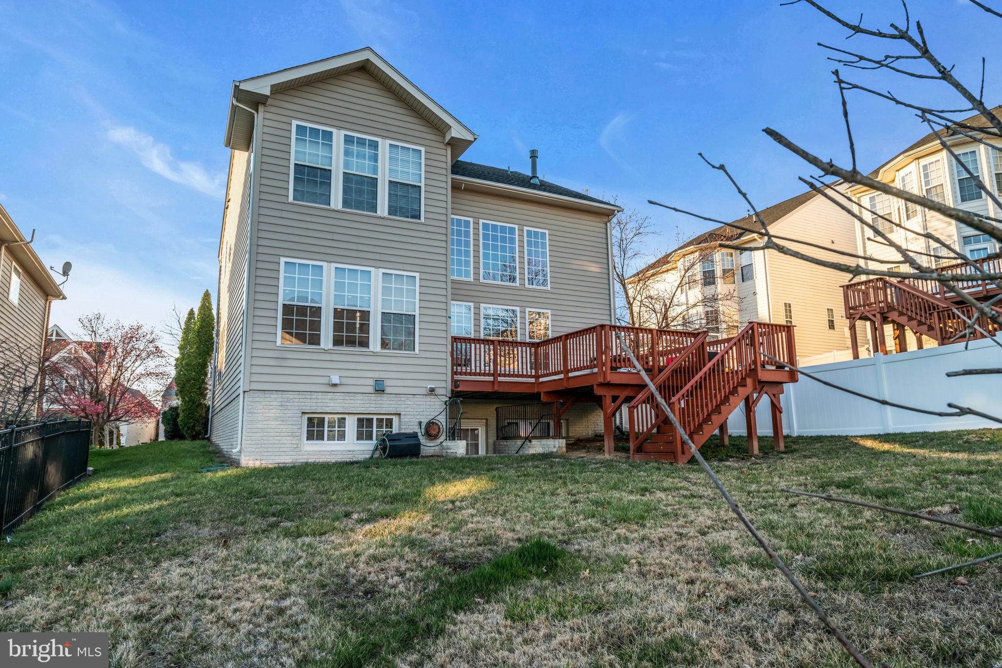 PORT POTOMAC - Residential