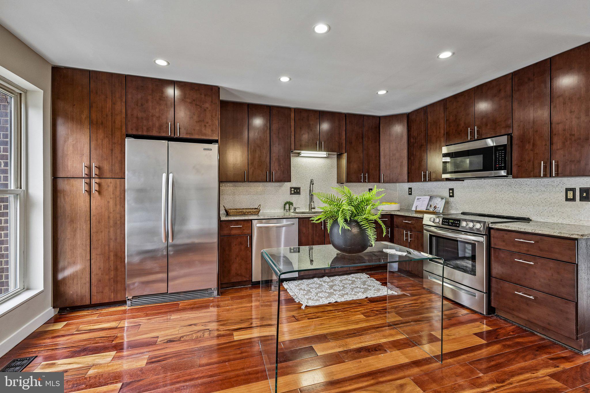 1733 CY COURT
