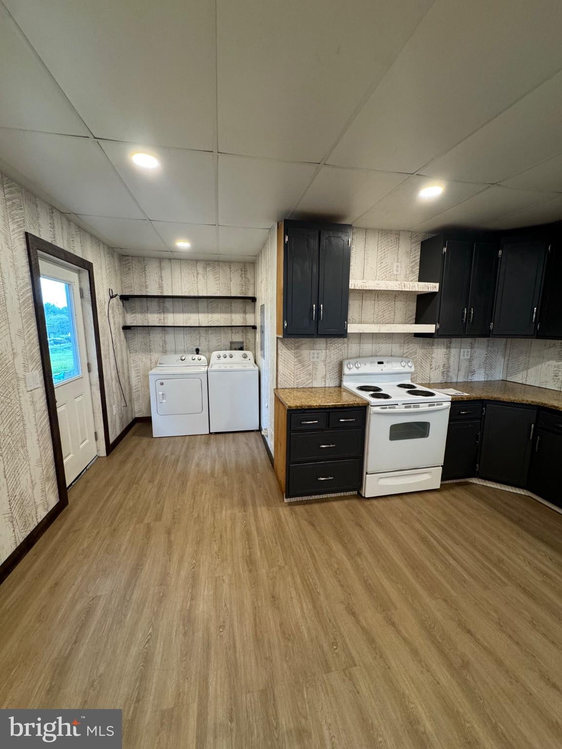 1191 LANCASTER PIKE 1