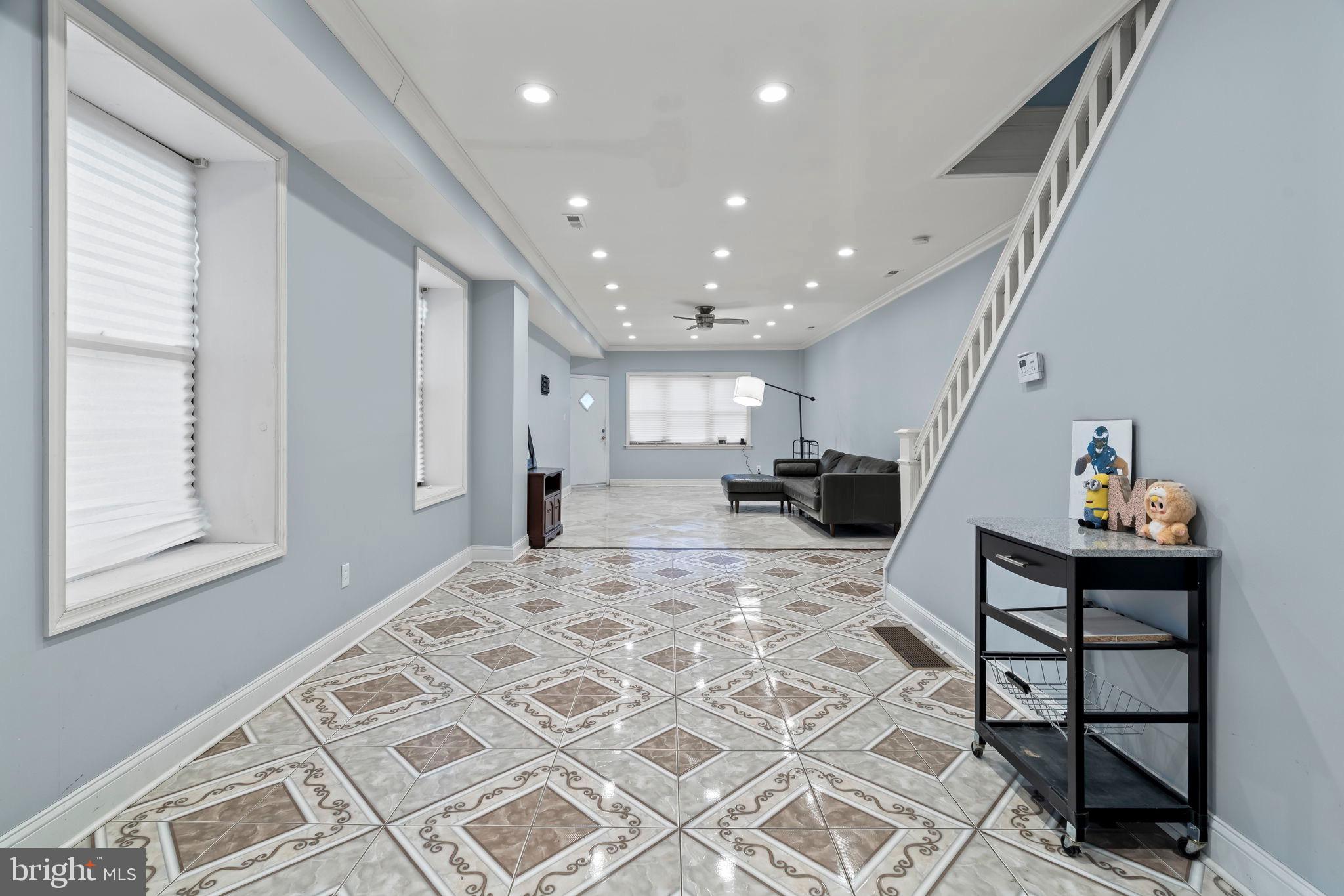 PHILADELPHIA (NORTHEAST) - Residential