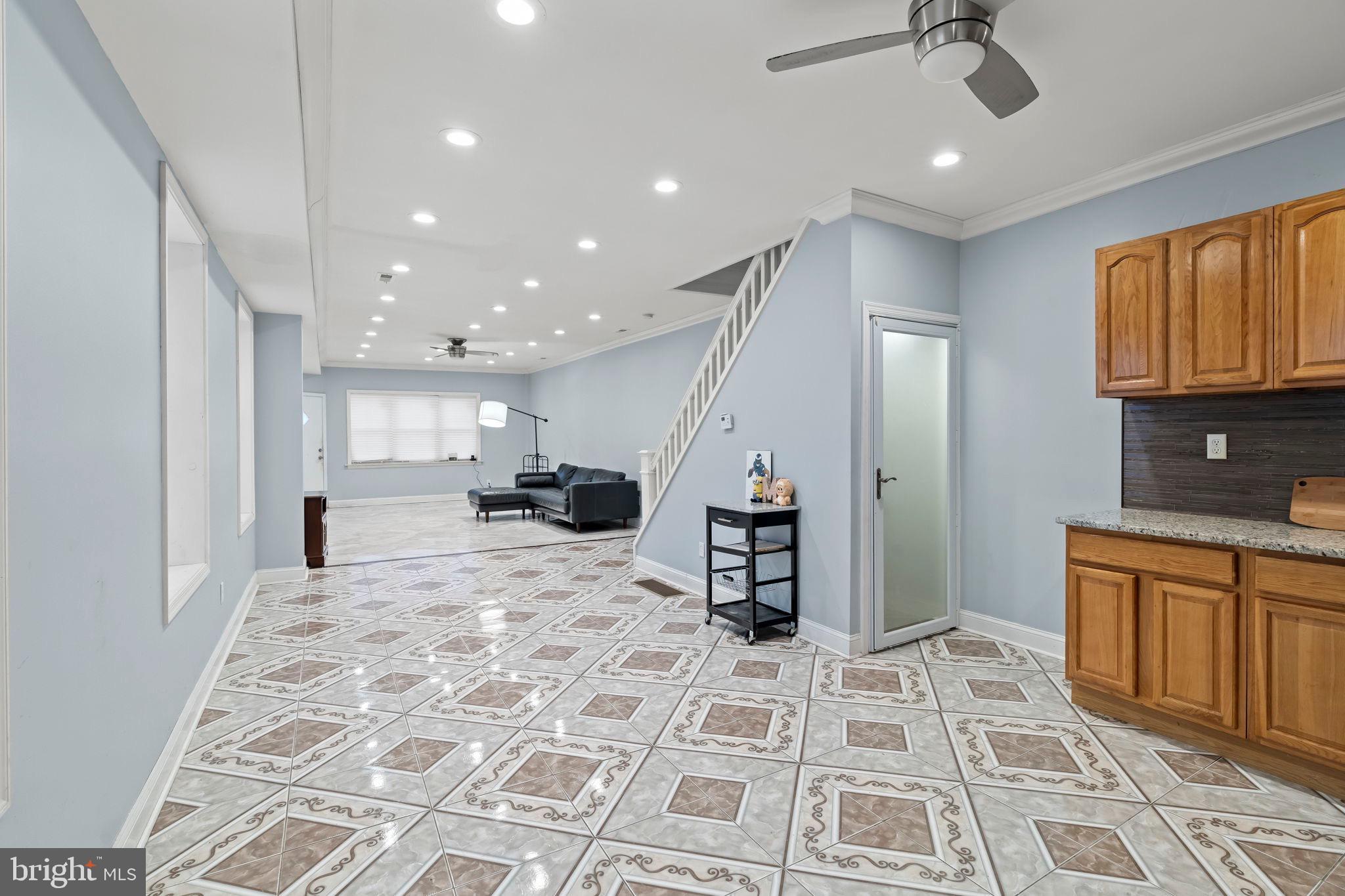 PHILADELPHIA (NORTHEAST) - Residential