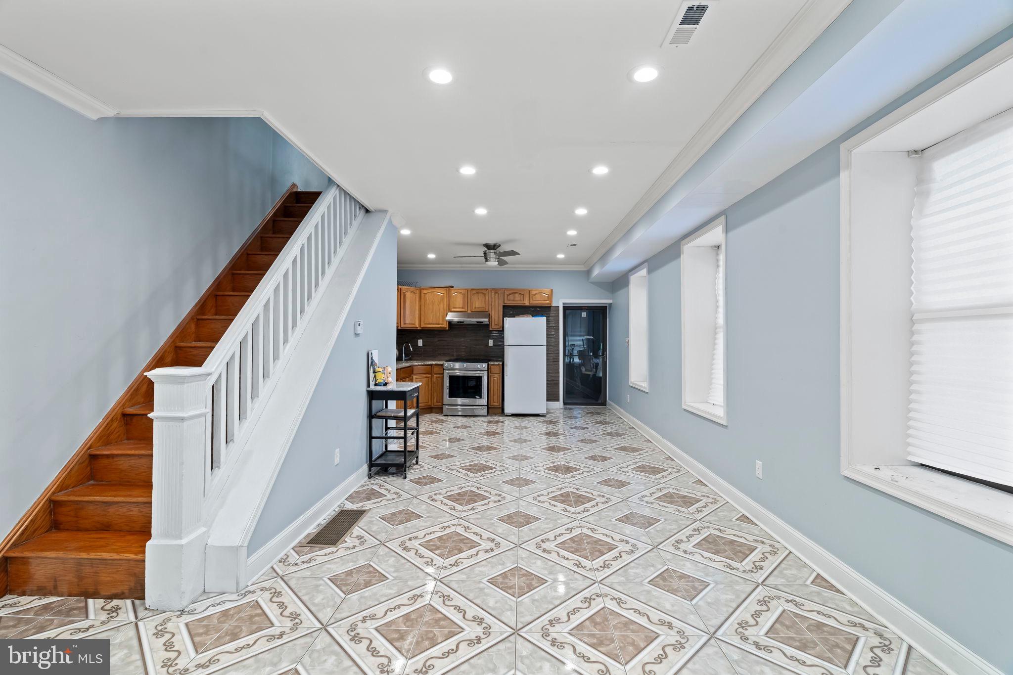 PHILADELPHIA (NORTHEAST) - Residential