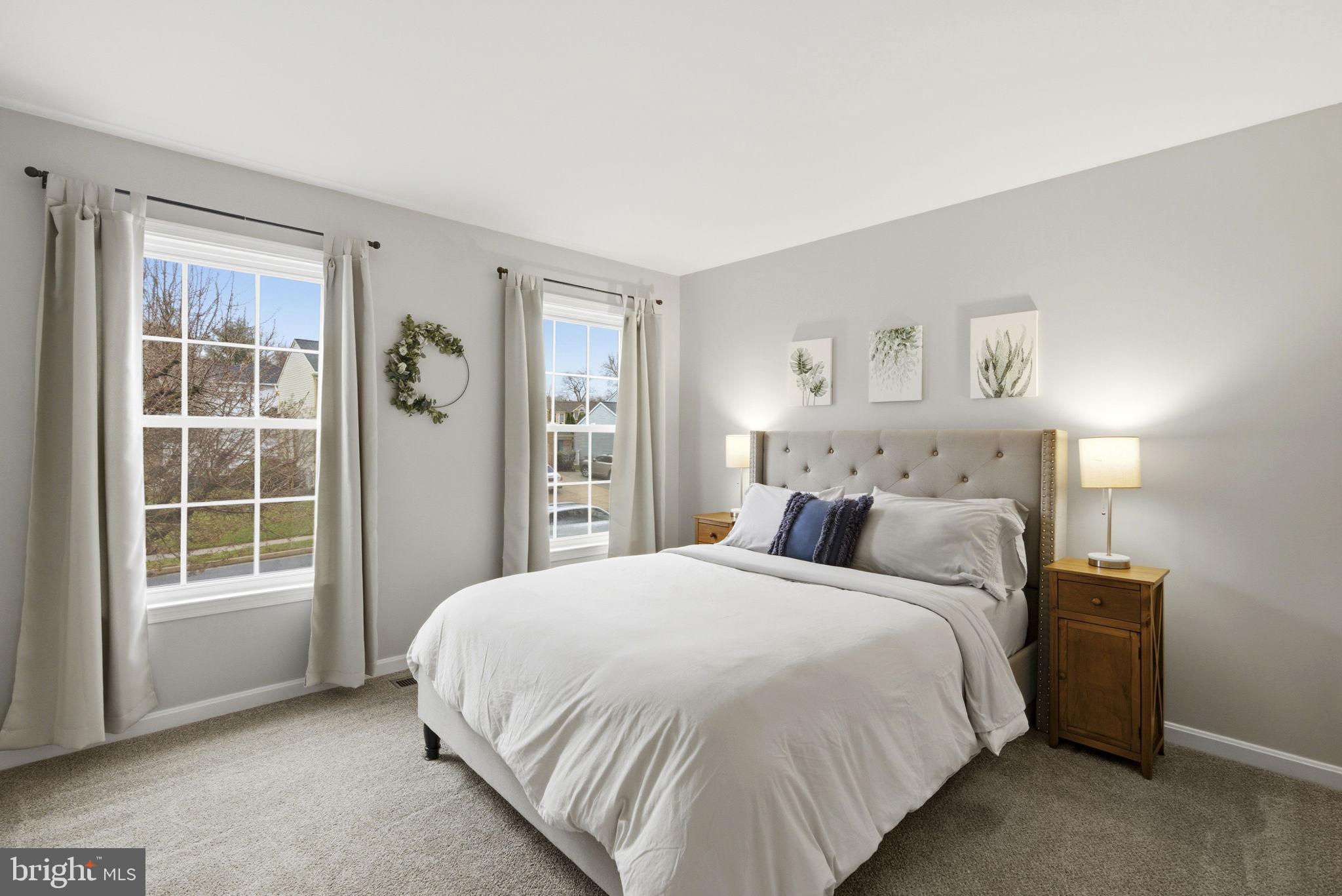 PERRY HALL COURTS - Residential