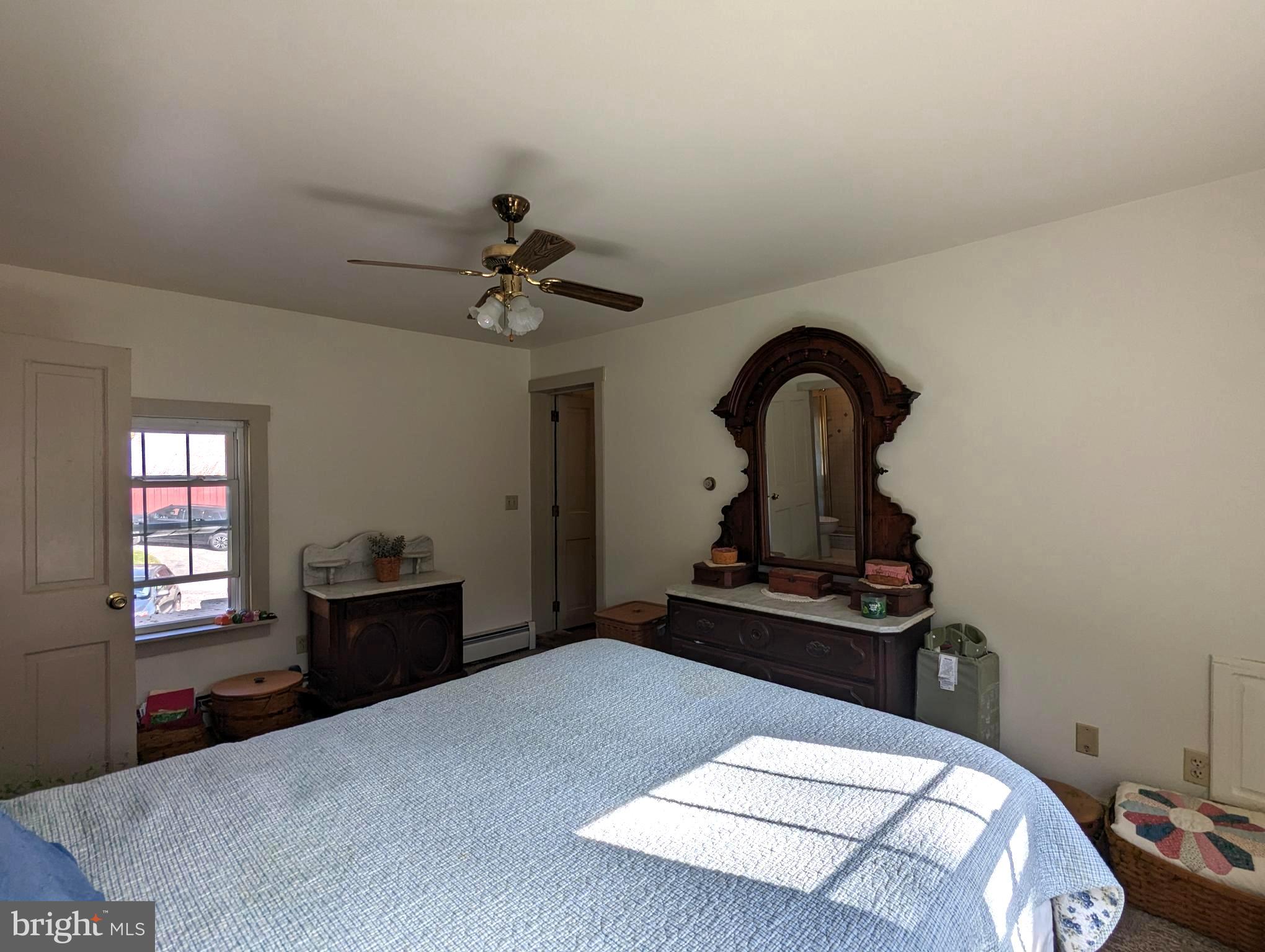 RURAL FAIRFIELD - Residential