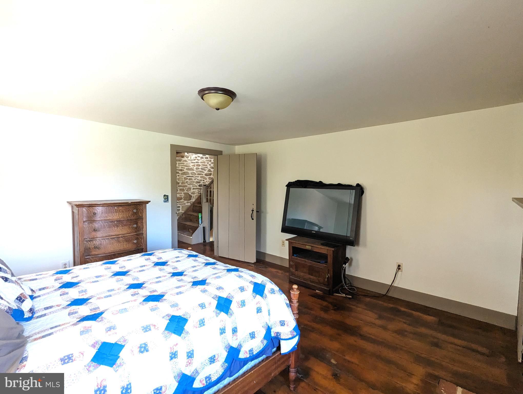 RURAL FAIRFIELD - Residential