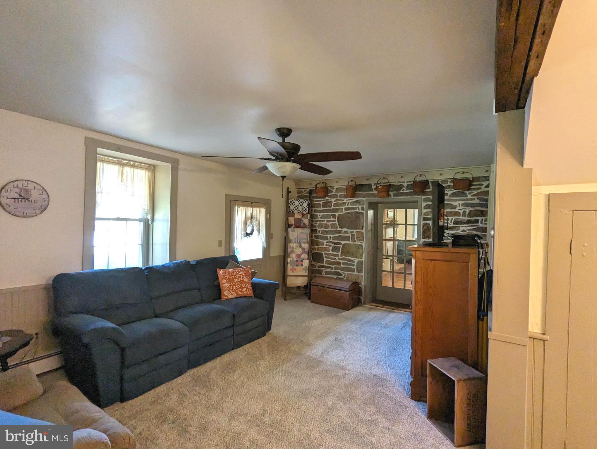 RURAL FAIRFIELD - Residential