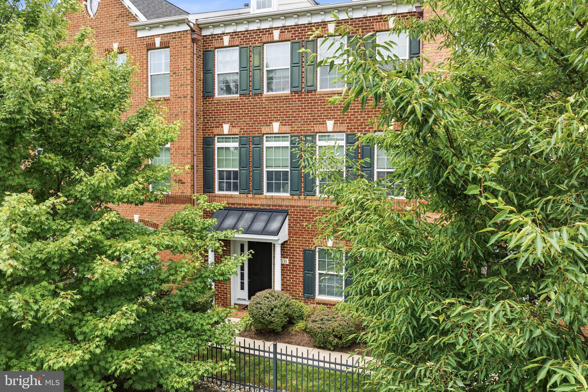 531 RAYMOND DRIVE