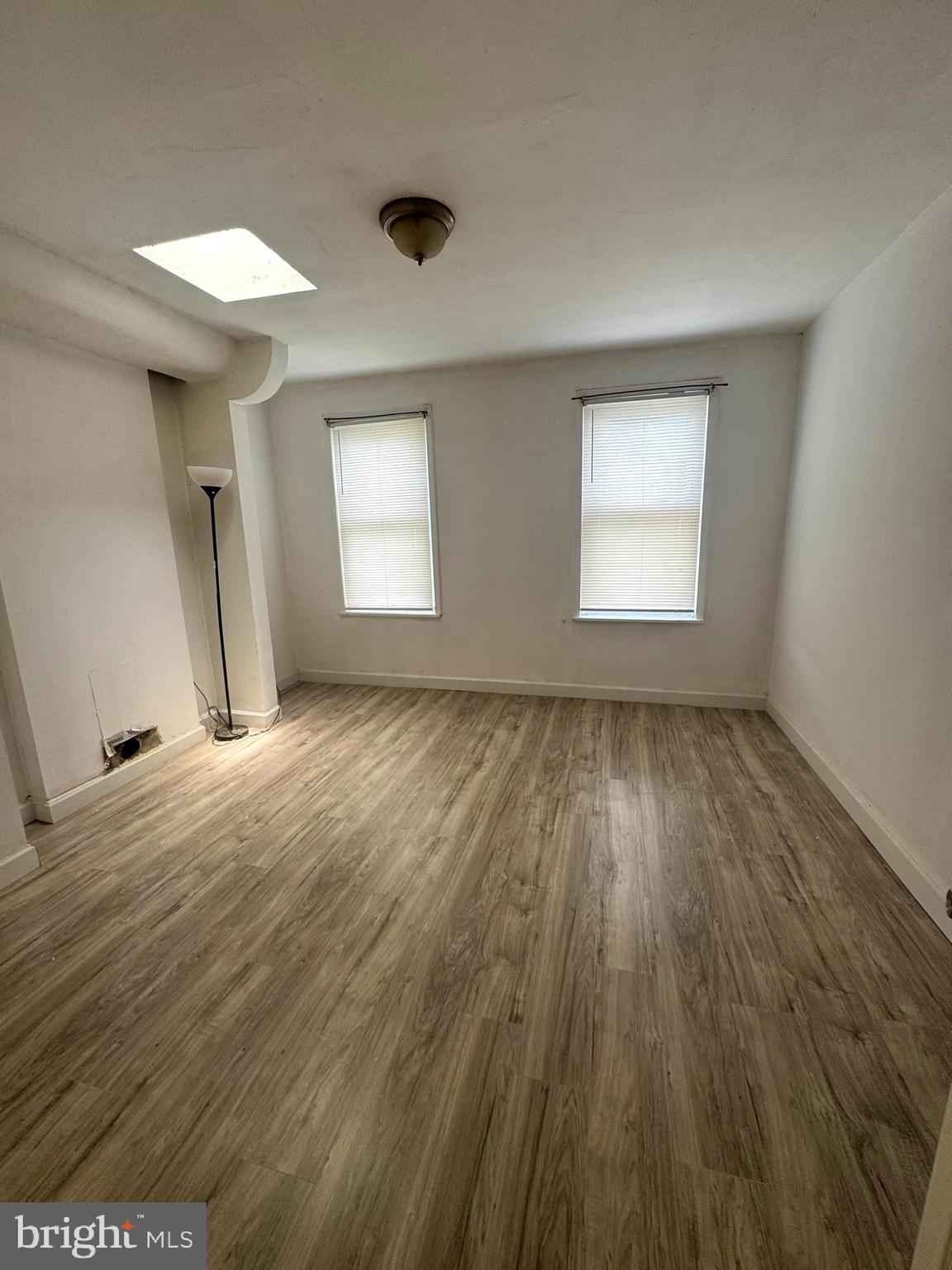 ELMWOOD PARK - Residential