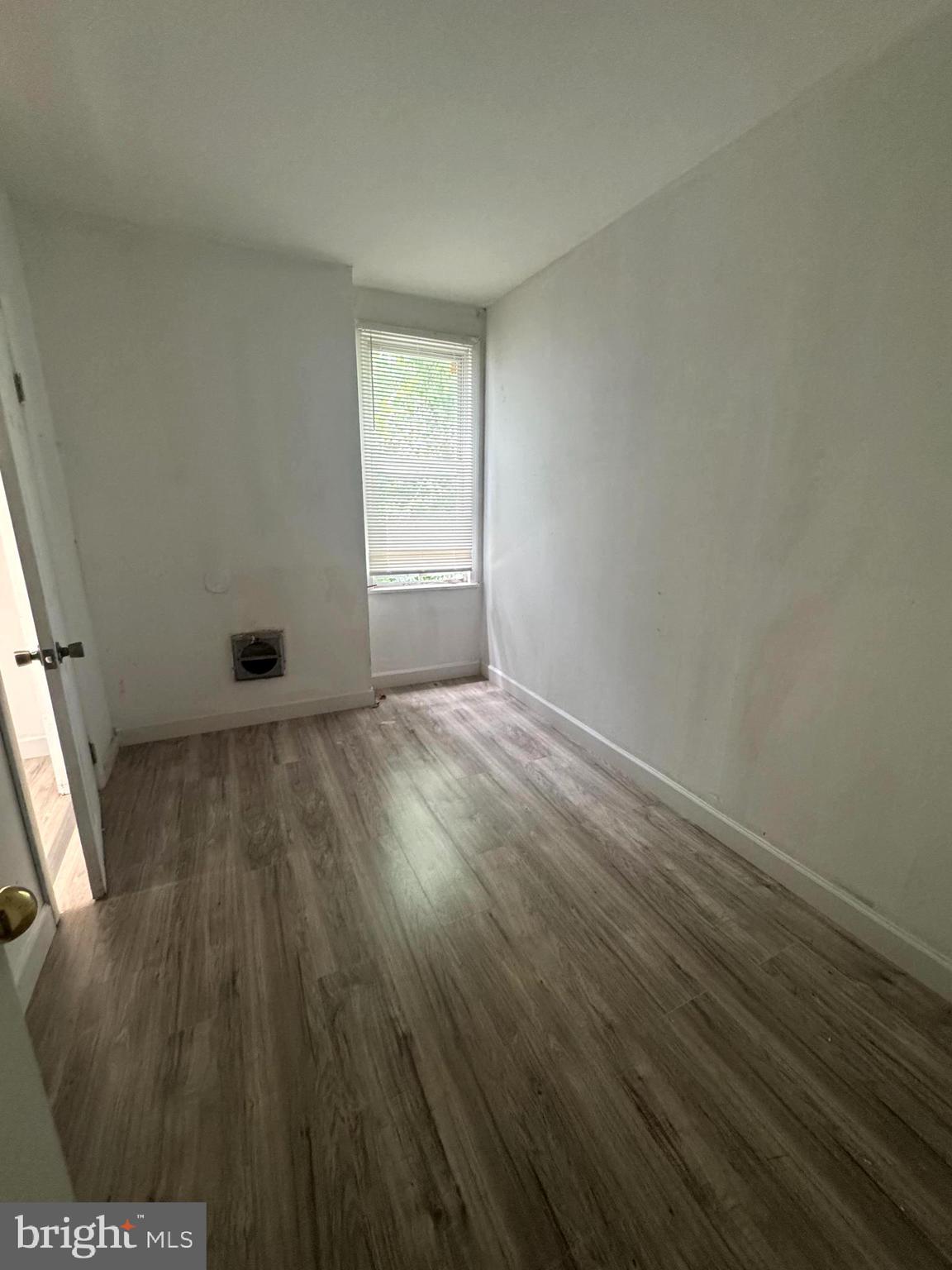 ELMWOOD PARK - Residential