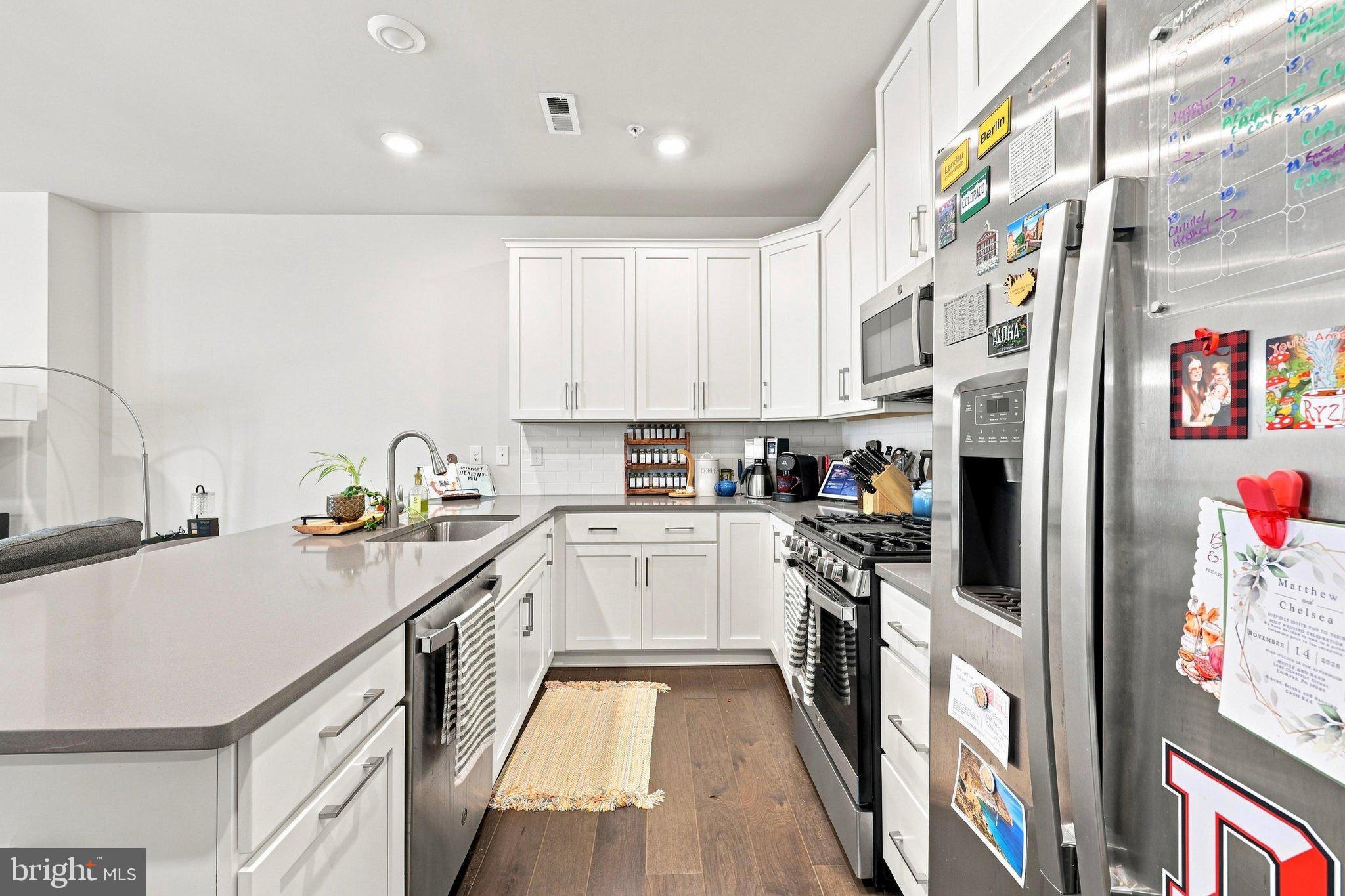 4818 FRANKLIN CIRCLE