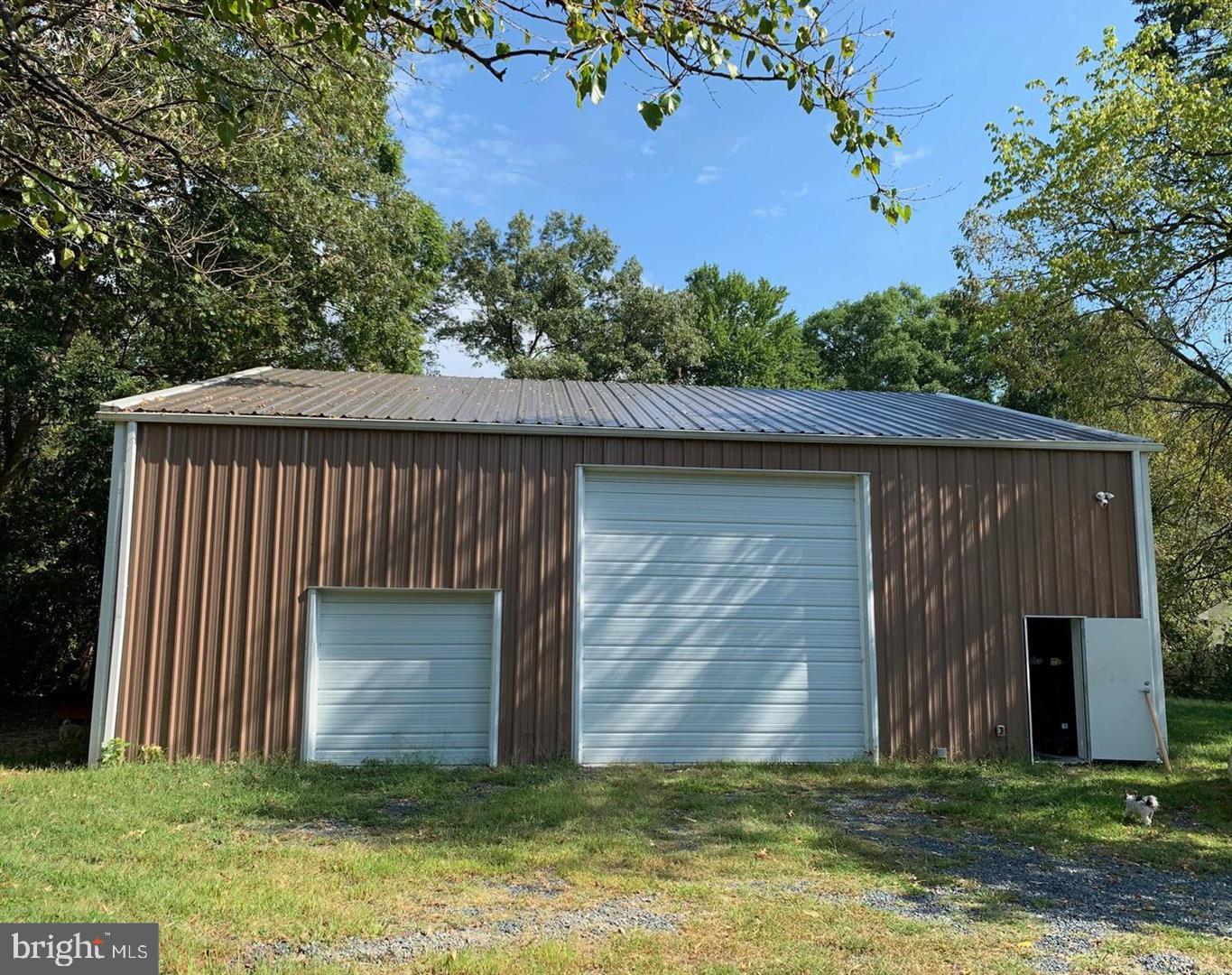 BURNS CROSSING - Residential