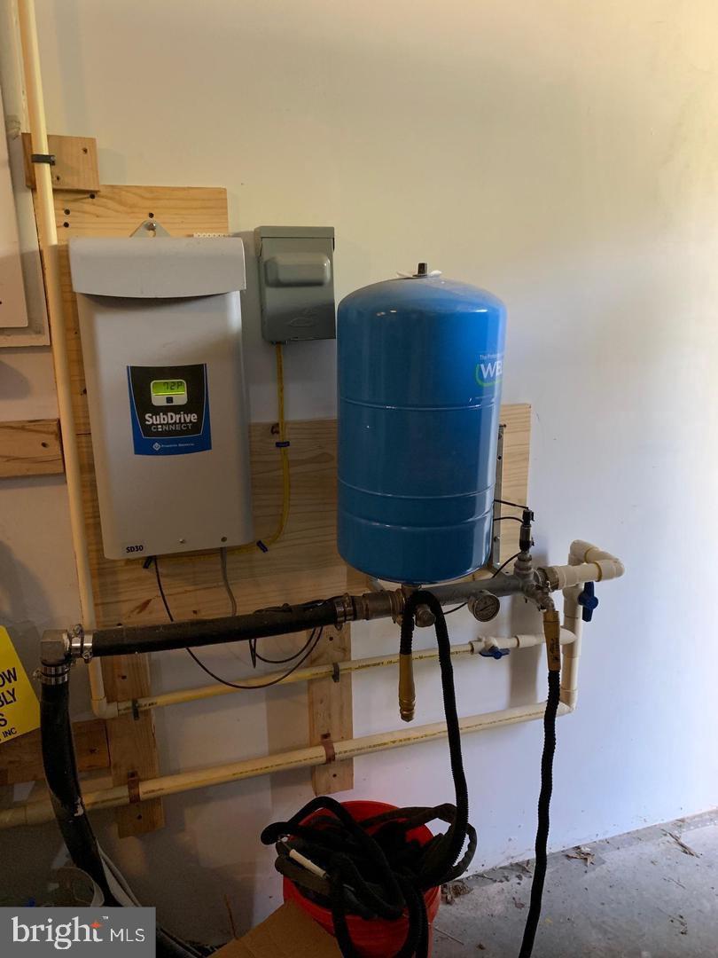 BURNS CROSSING - Residential