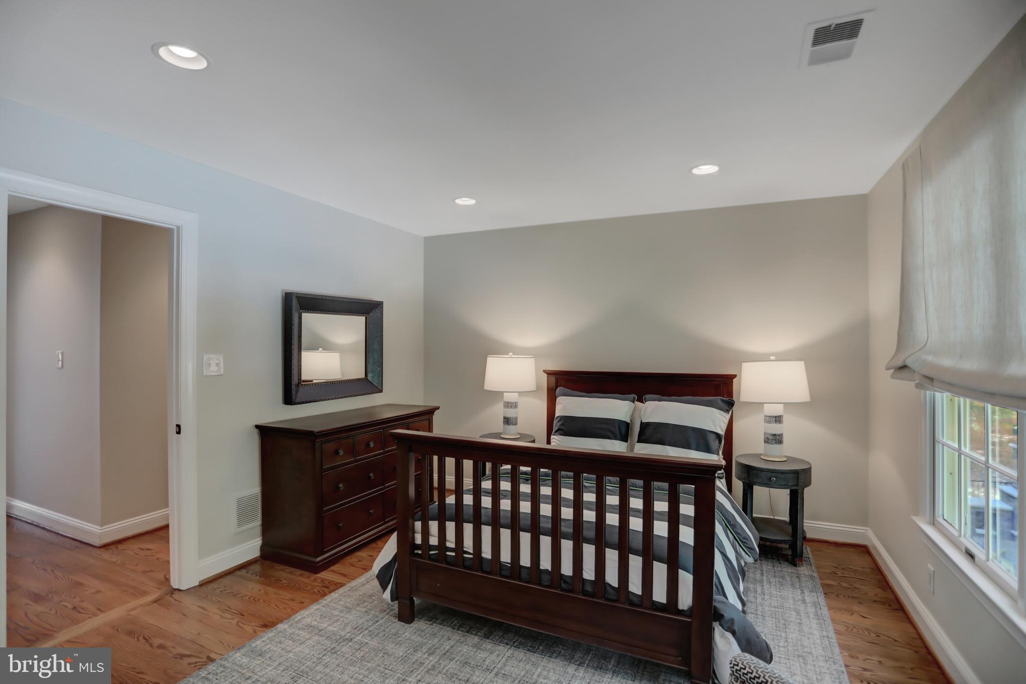 LAURELFORD - Residential