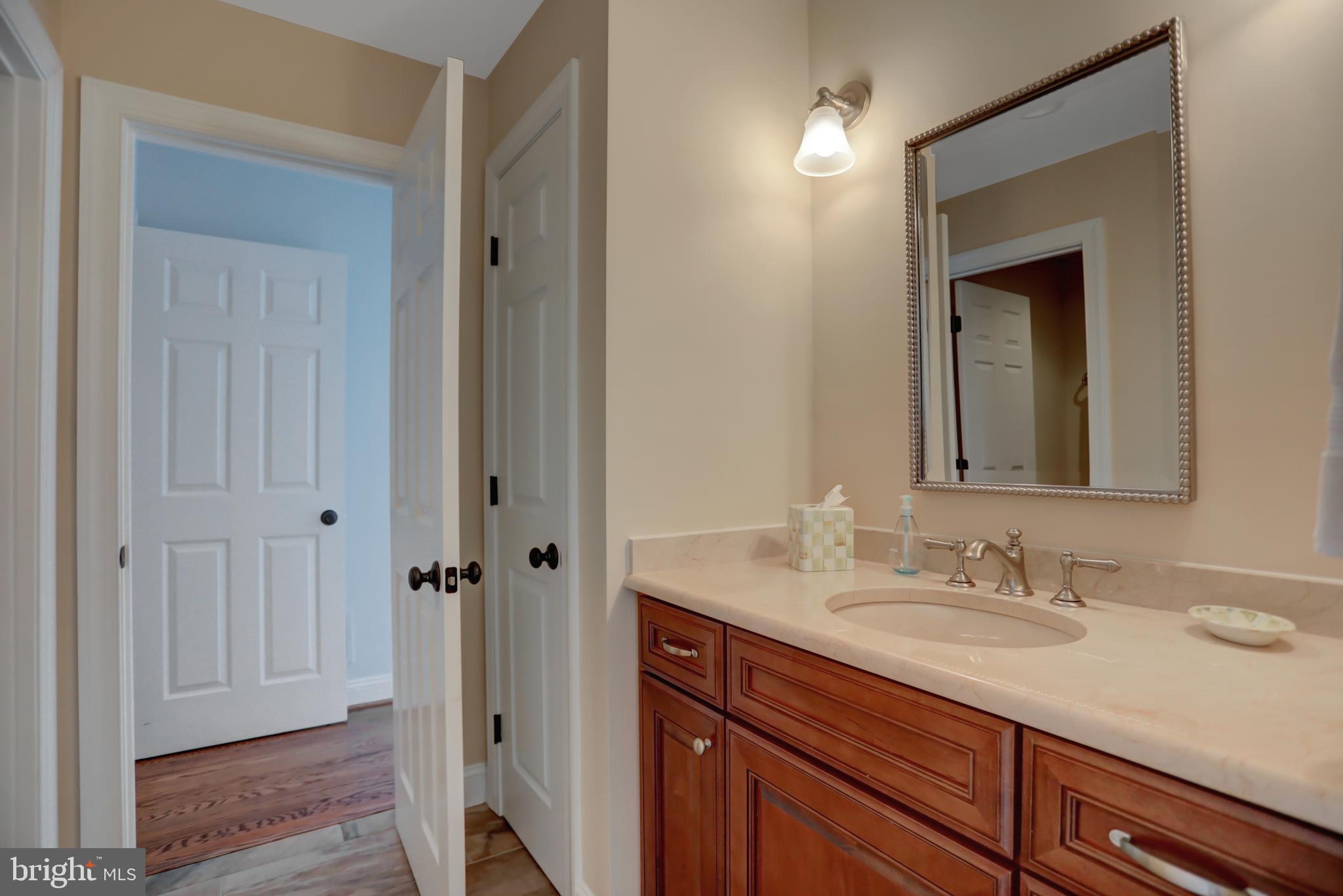 LAURELFORD - Residential