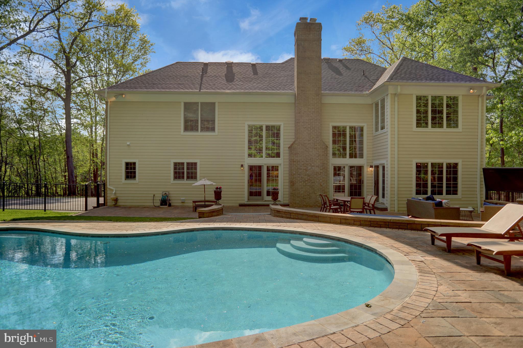 LAURELFORD - Residential