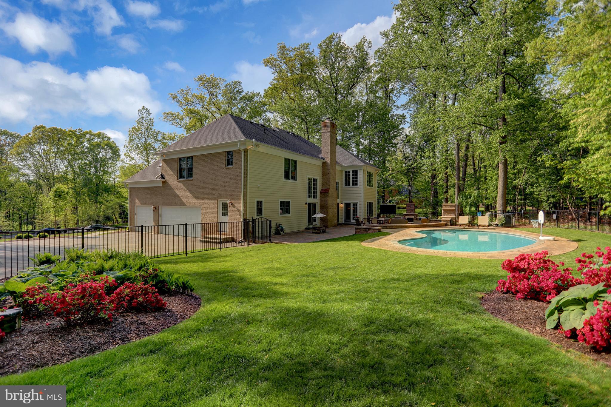 LAURELFORD - Residential