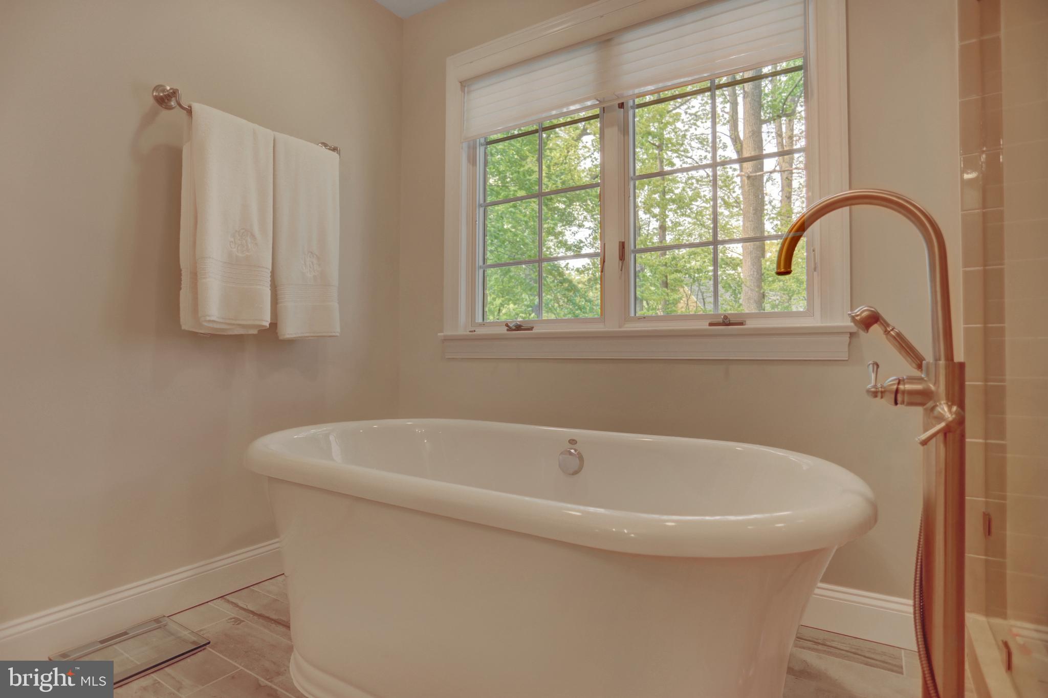 LAURELFORD - Residential