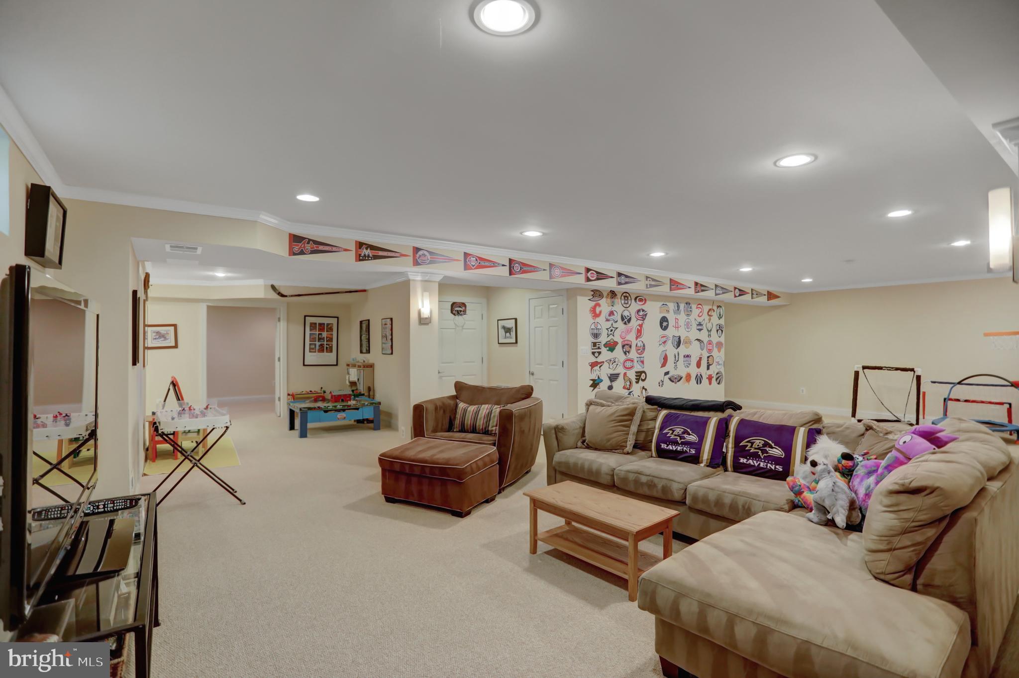 LAURELFORD - Residential