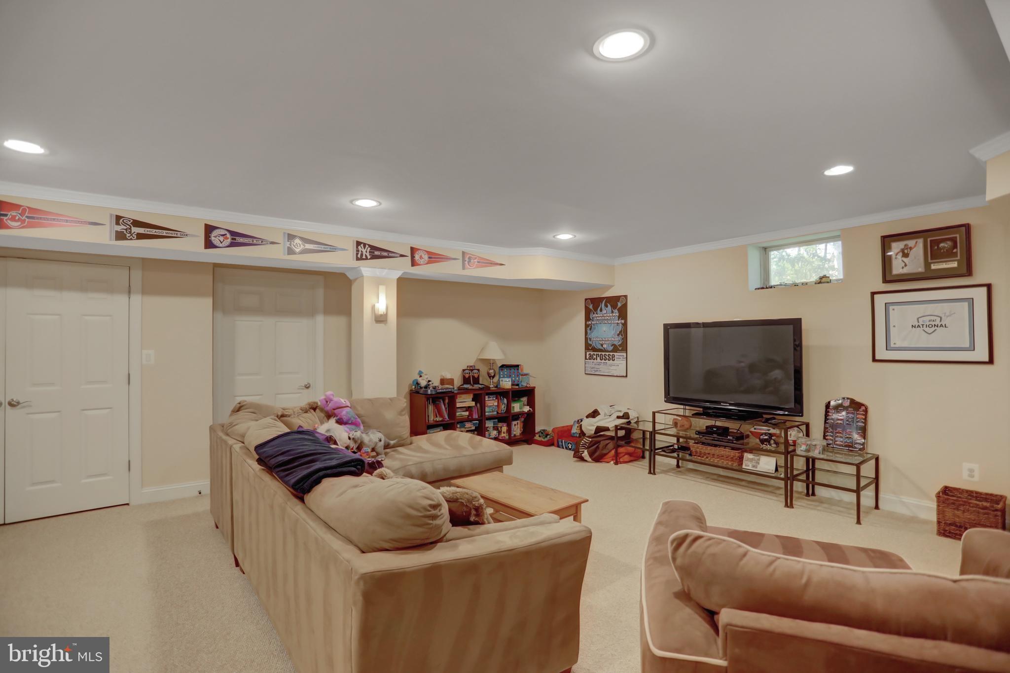 LAURELFORD - Residential