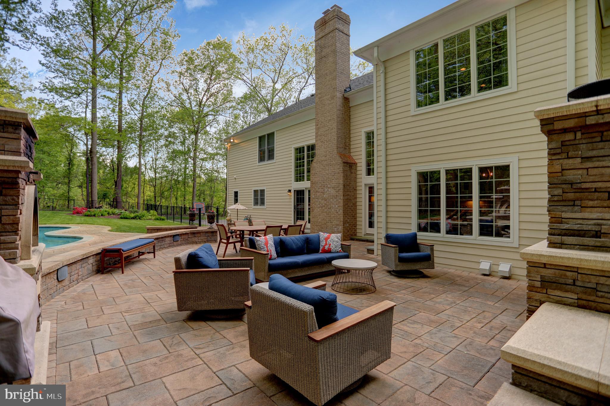 LAURELFORD - Residential