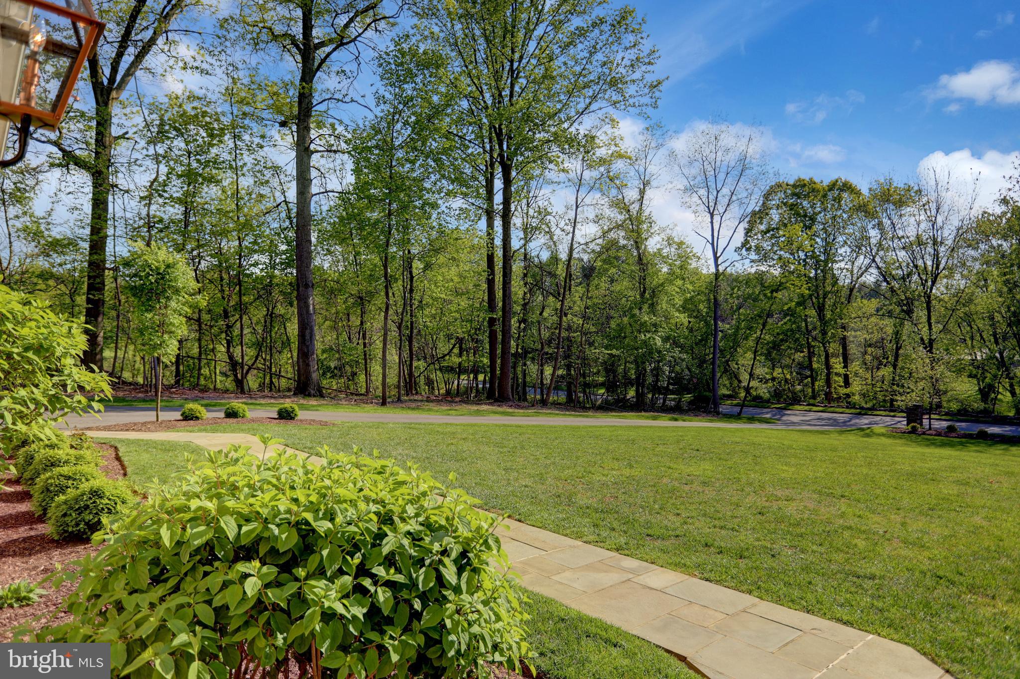 LAURELFORD - Residential