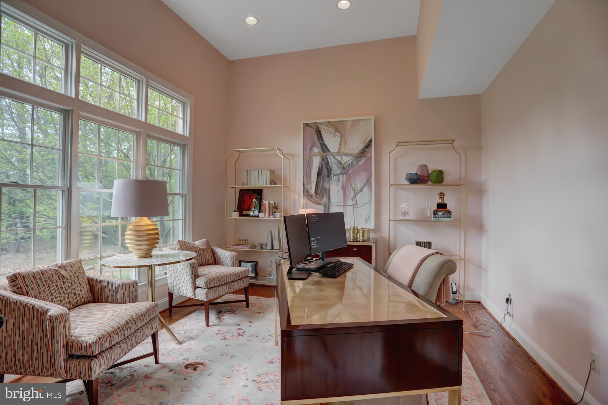 LAURELFORD - Residential