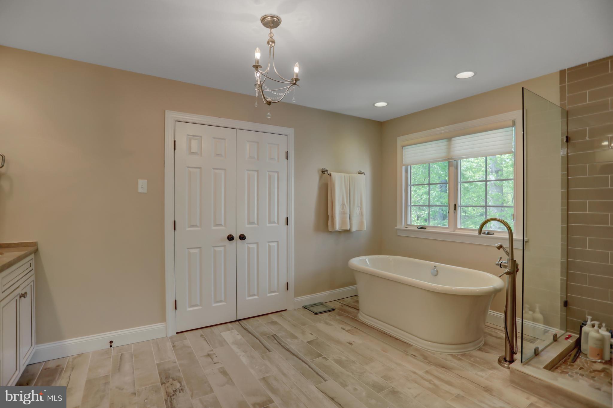 LAURELFORD - Residential