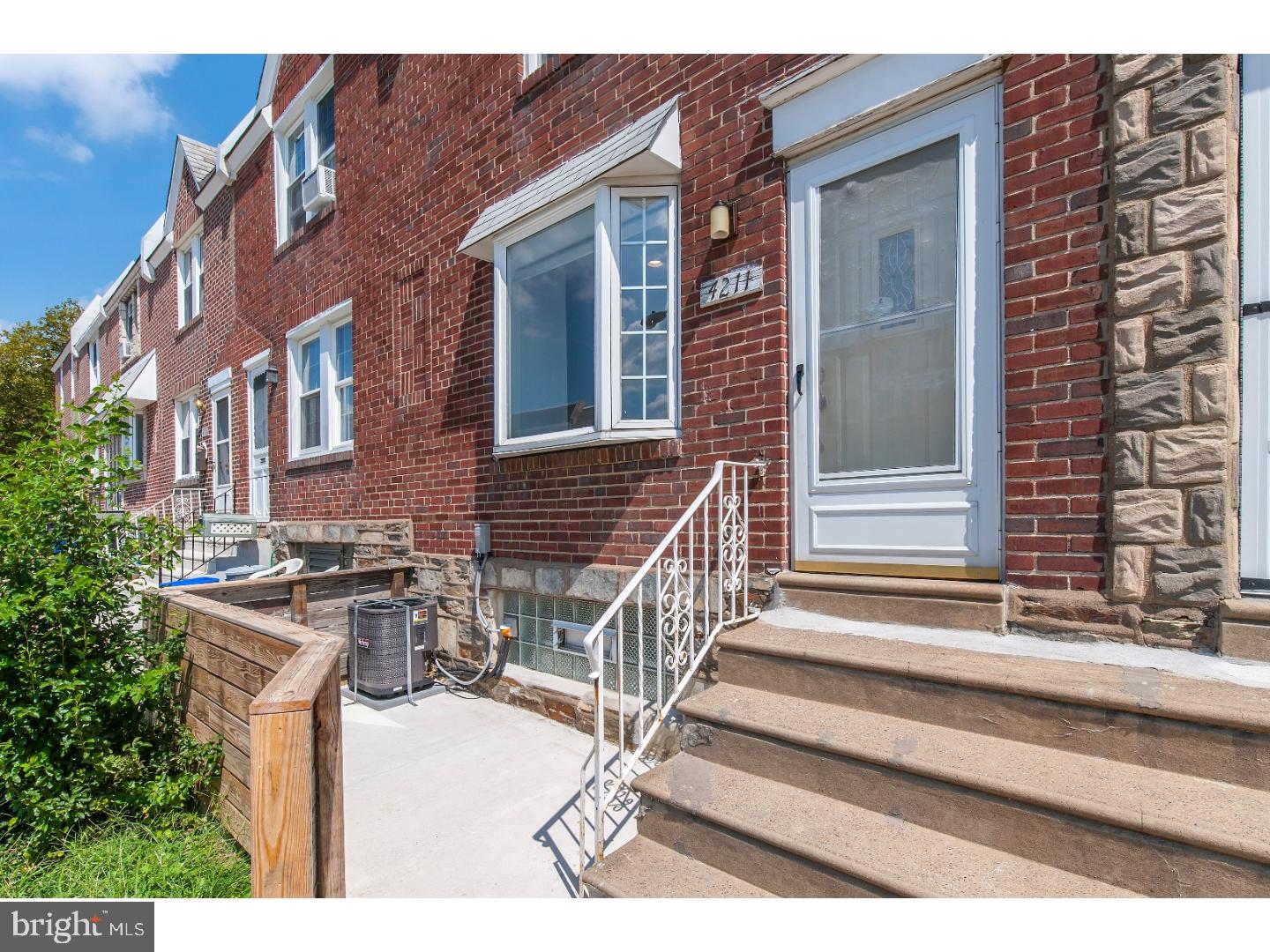 MAYFAIR - Residential