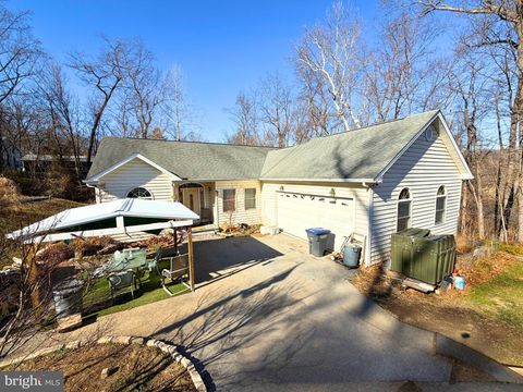 289 MAGNOLIA DRIVE FRONT ROYAL VA 22630