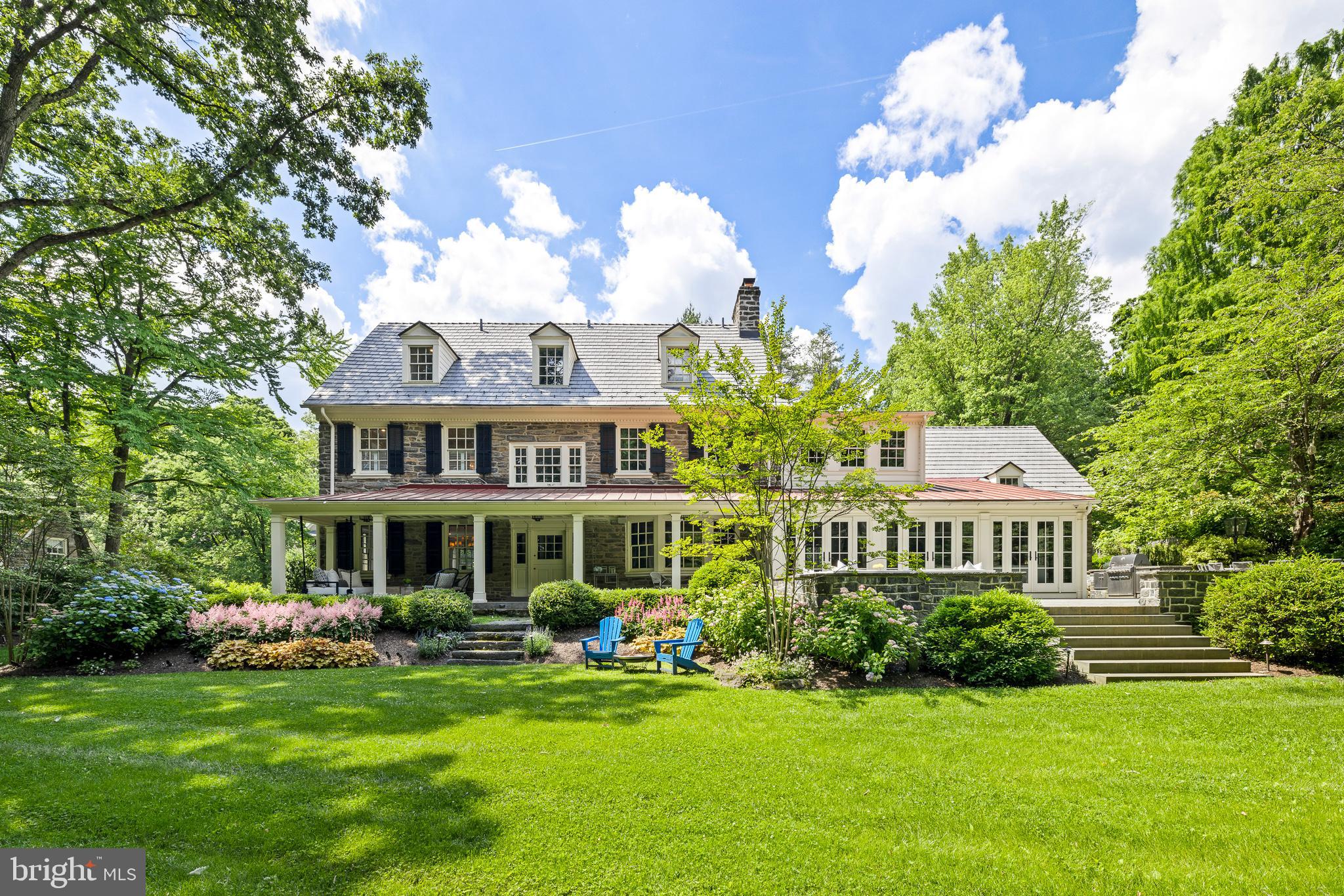 CHESTNUT HILL - Residential