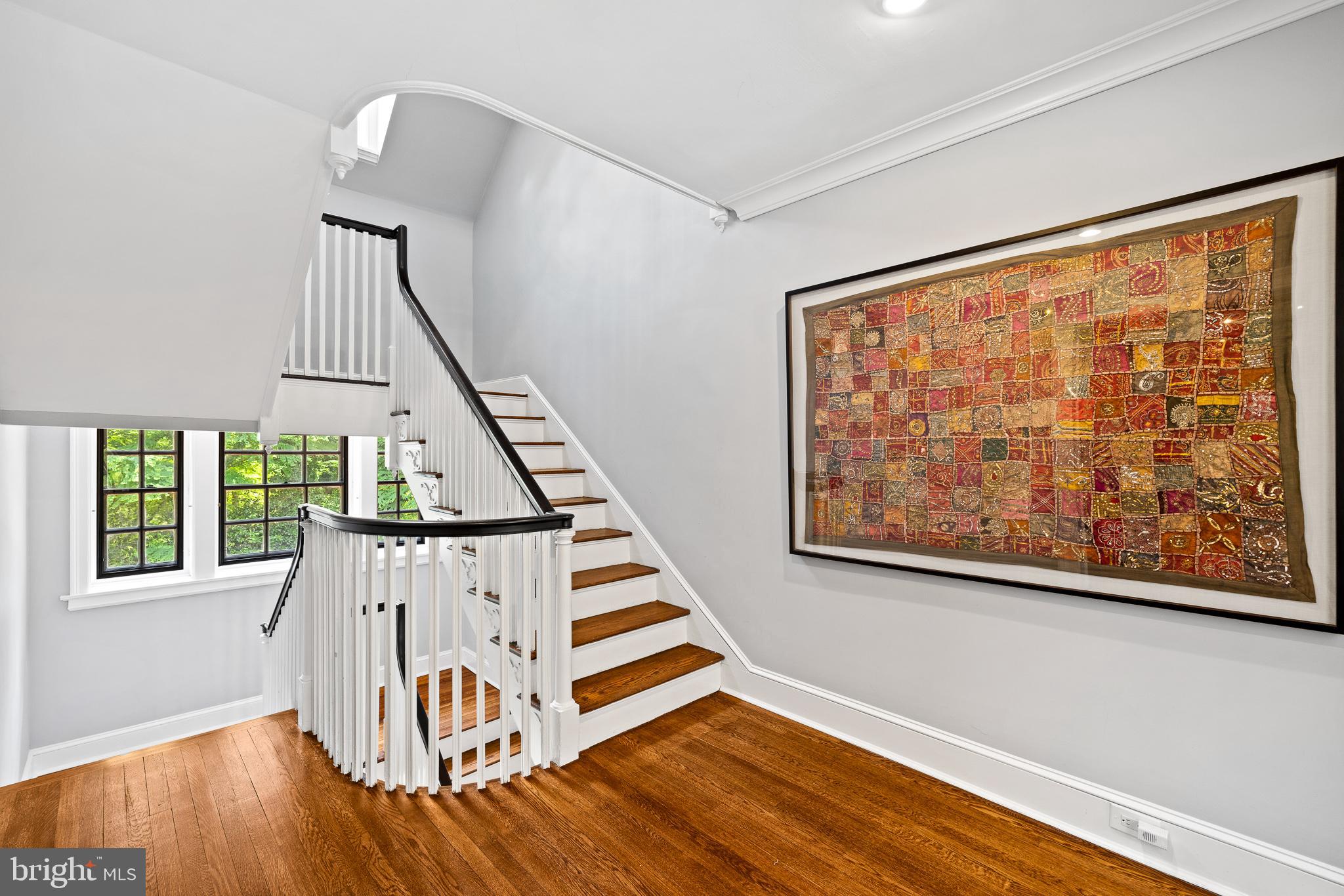 CHESTNUT HILL - Residential