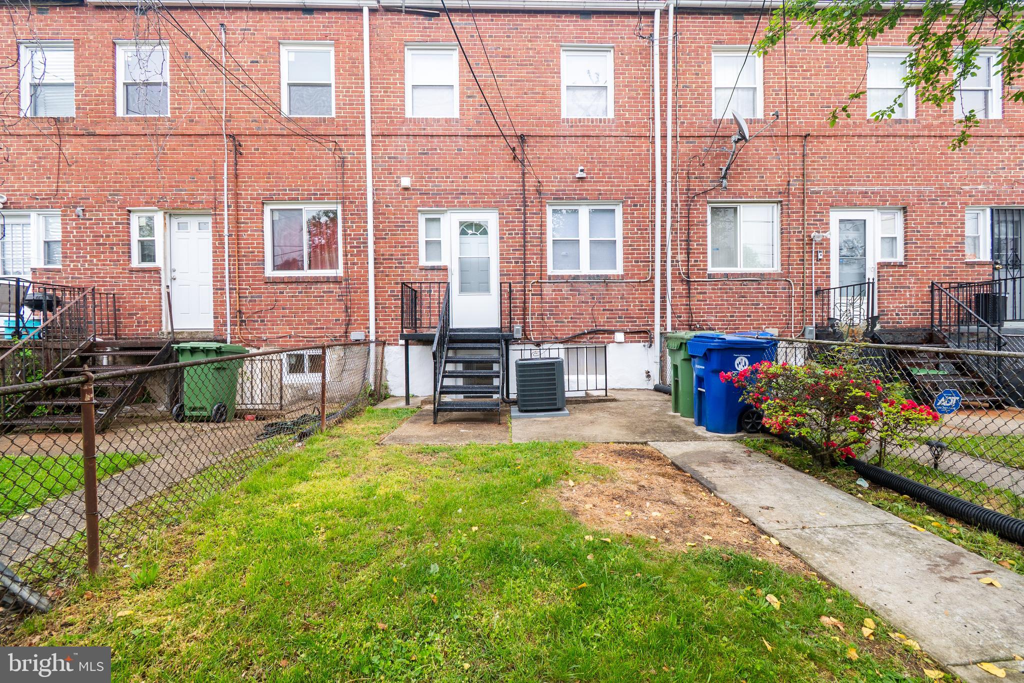 EDMONDSON VILLAGE - Residential