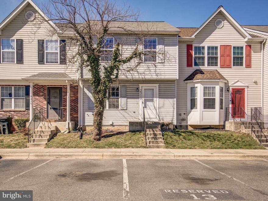 Move right into this adorable Townhome with 3 bedrooms, 2.5 bathrooms, recent upgrades throughout to include flooring & kitchen.  Unfinished basement ready for your finishings! Thanks for showing!
