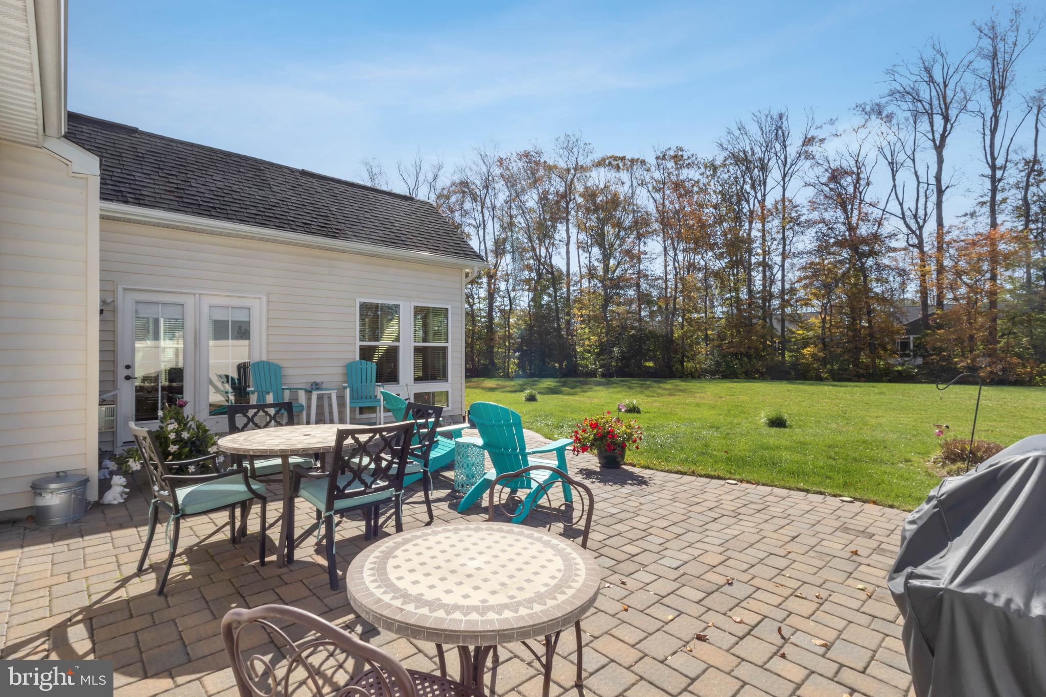 LIGHTHOUSE LAKES - Residential